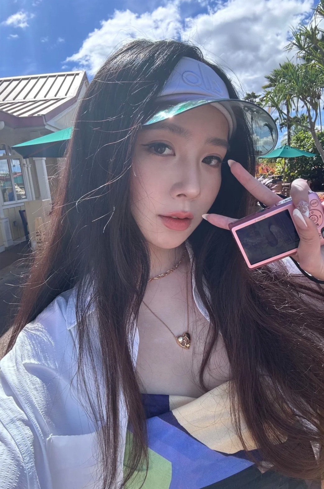 Alo Yoga 防曬帽（藍色