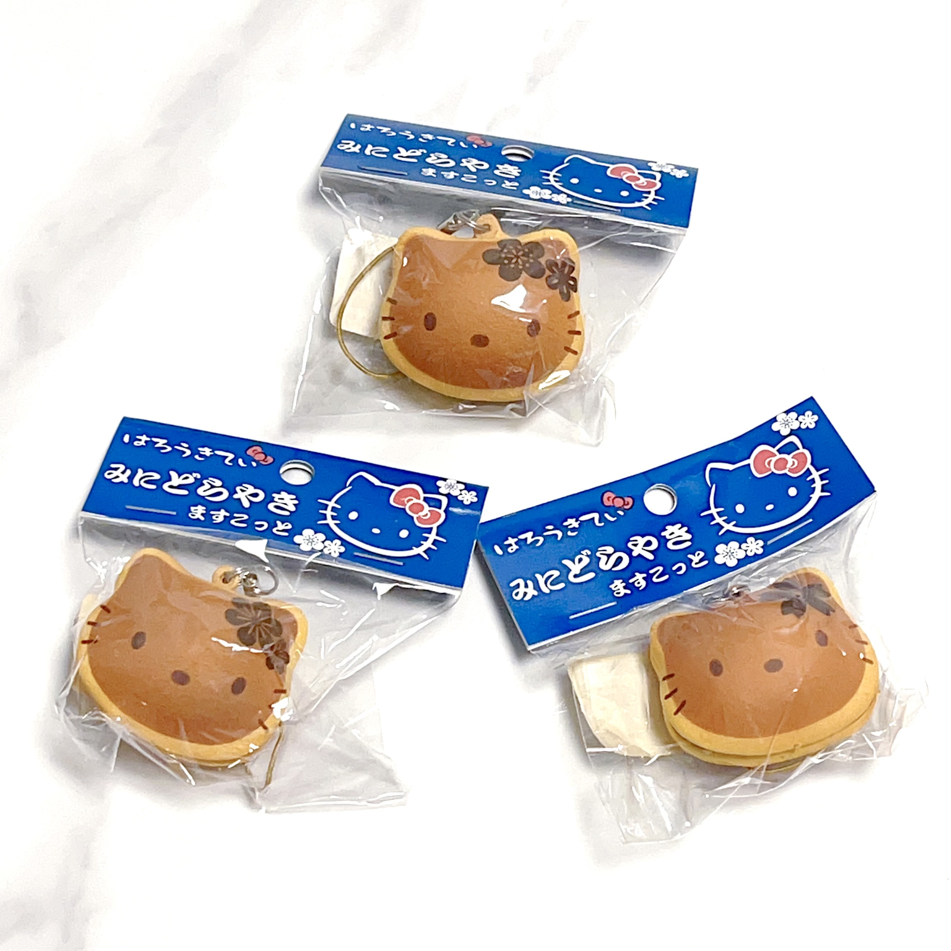 Hello Kitty Sweet Cafe red bean bun squishy