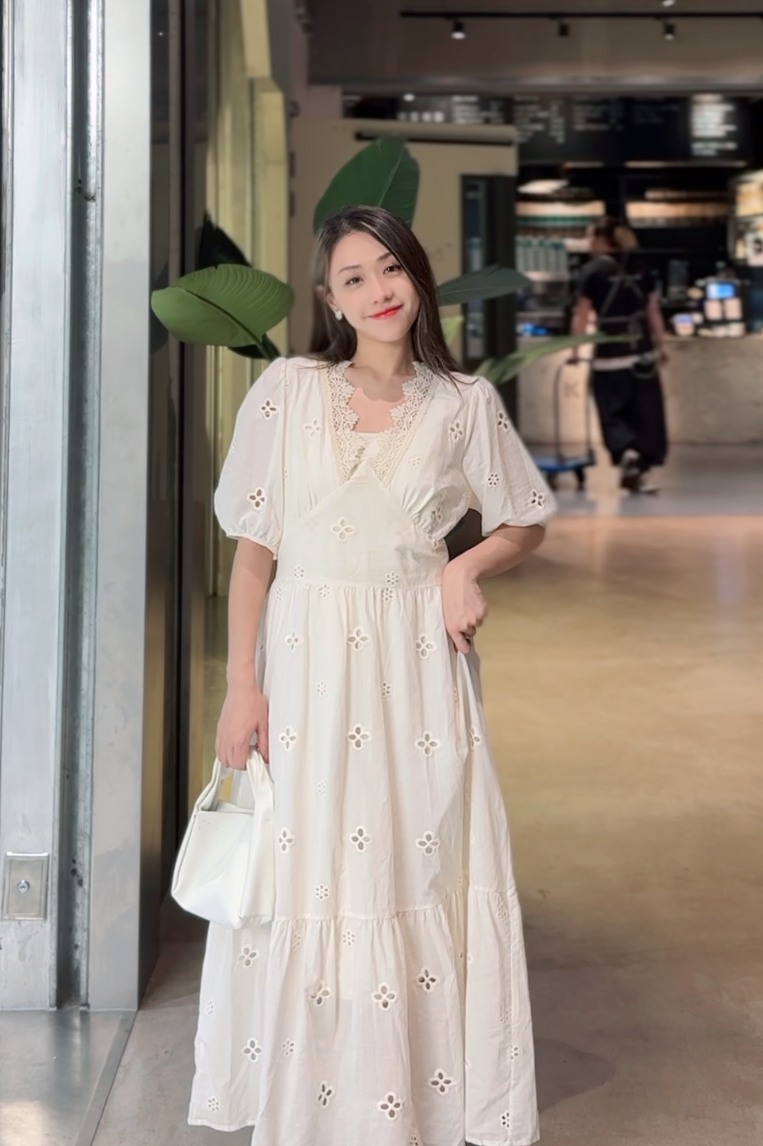 OP#7248🤍重新定版寛鬆奶油通花裙