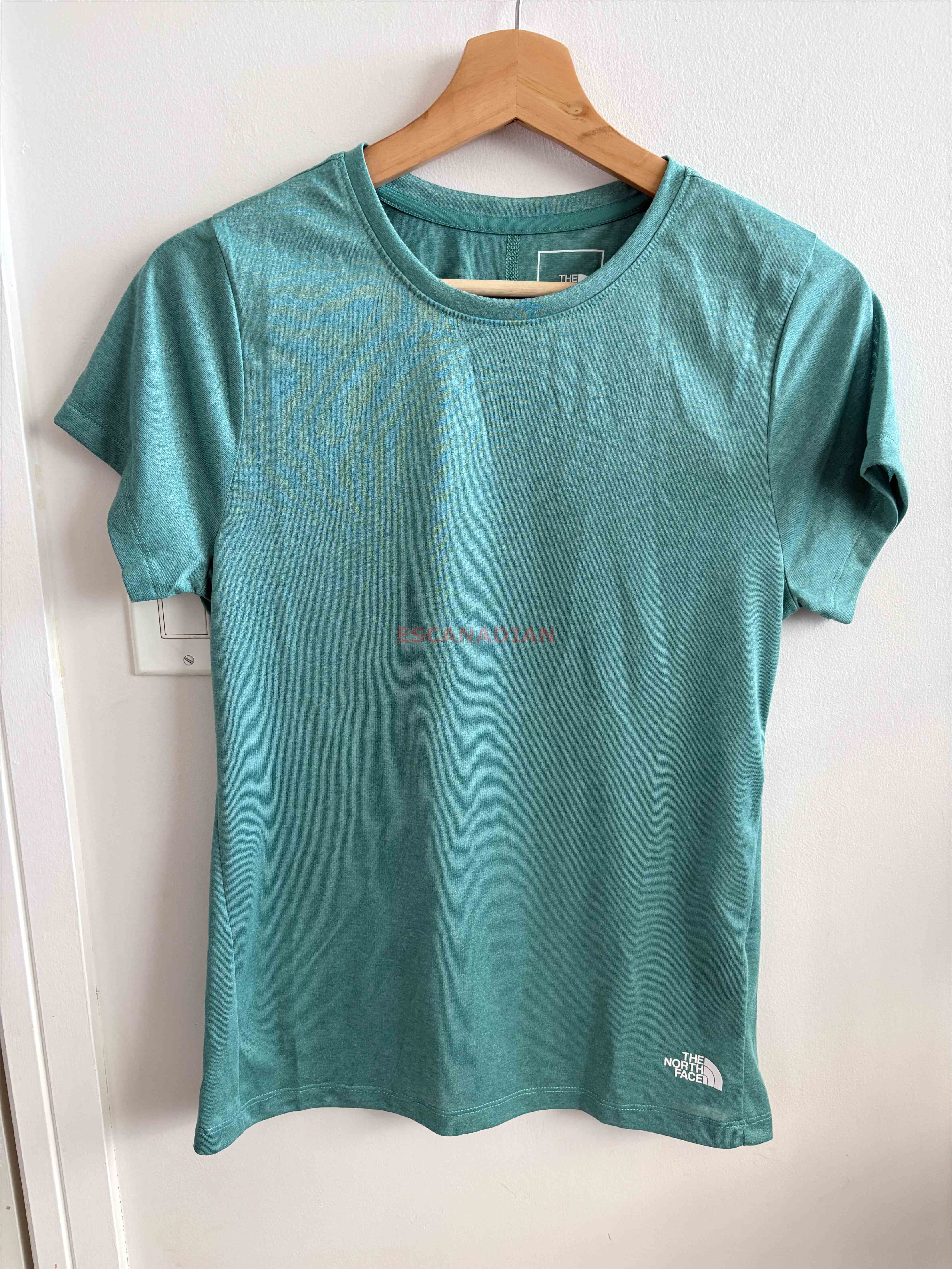 THE NORTH FACE 女大人 Flashdry 速乾 輕薄 排汗材質 短TEE (3色)