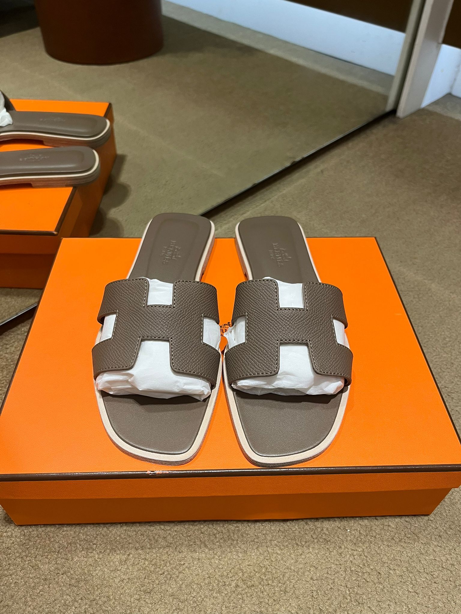 Oran sandal 18 etoupe epsom #36 #37 #38（可預訂size）