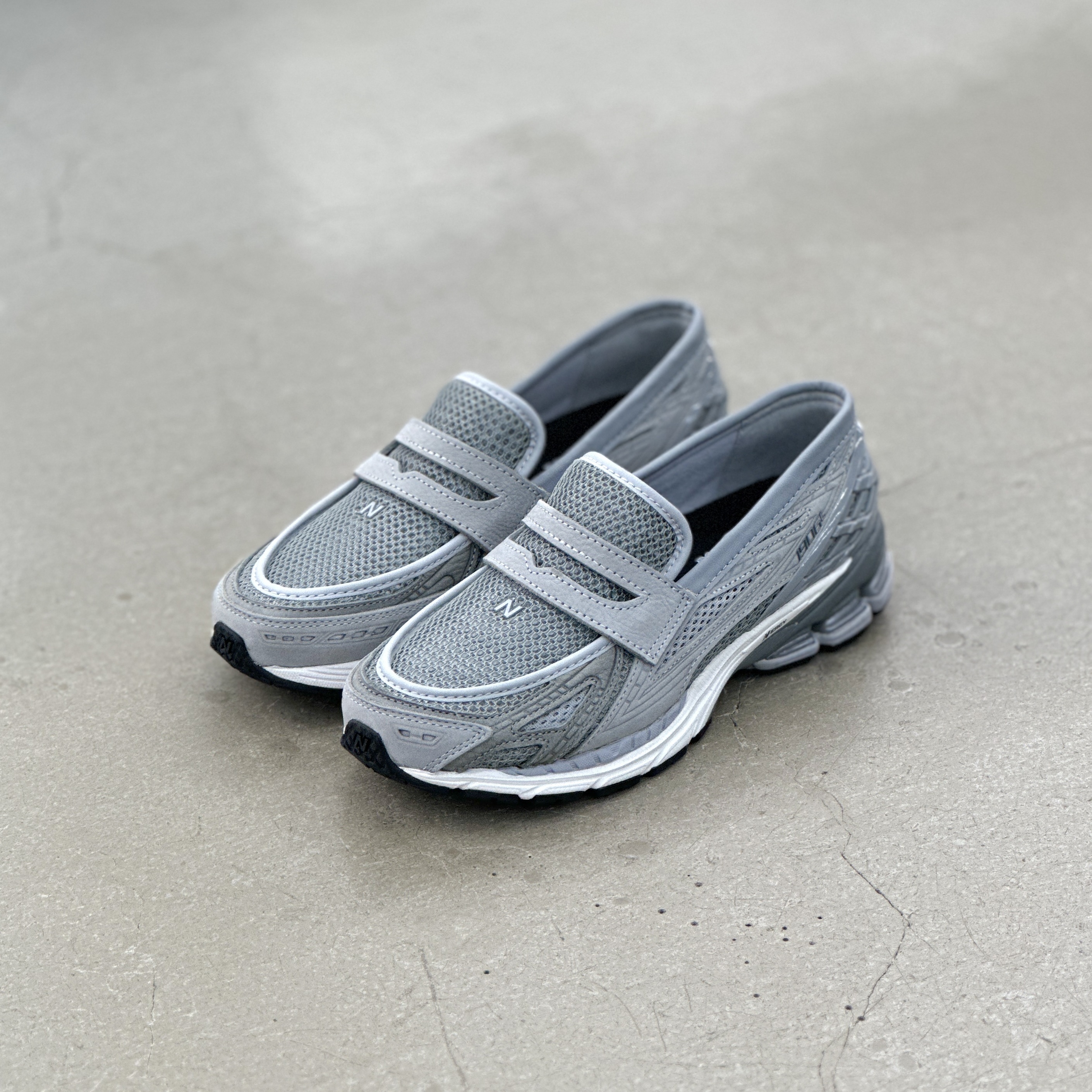 New Balance U1906LGR