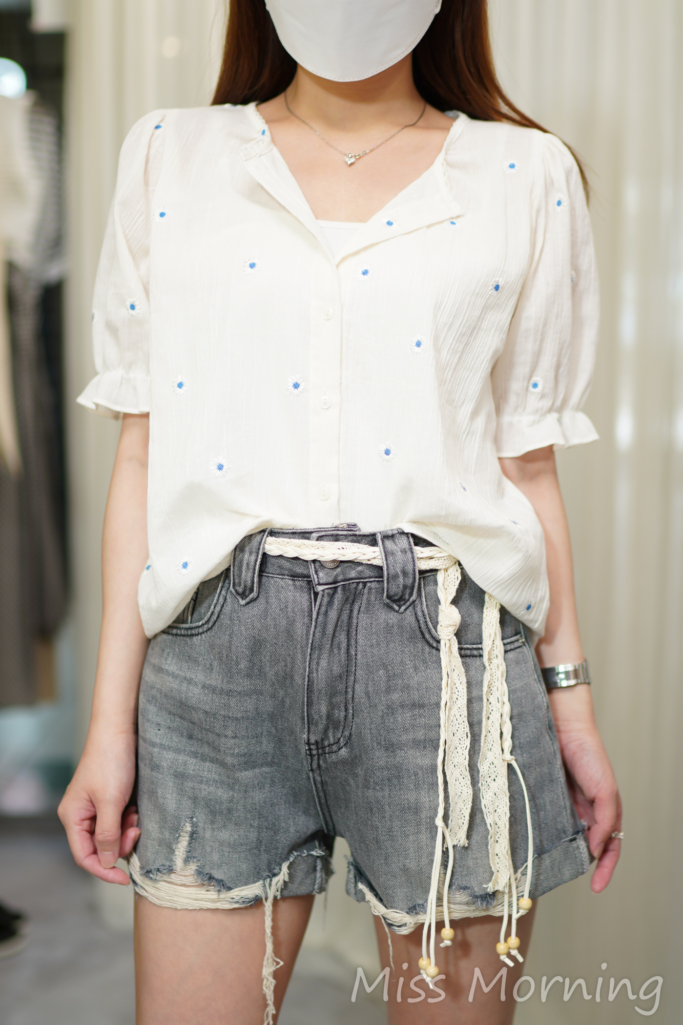 清新刺繡小菊上衣(14594)