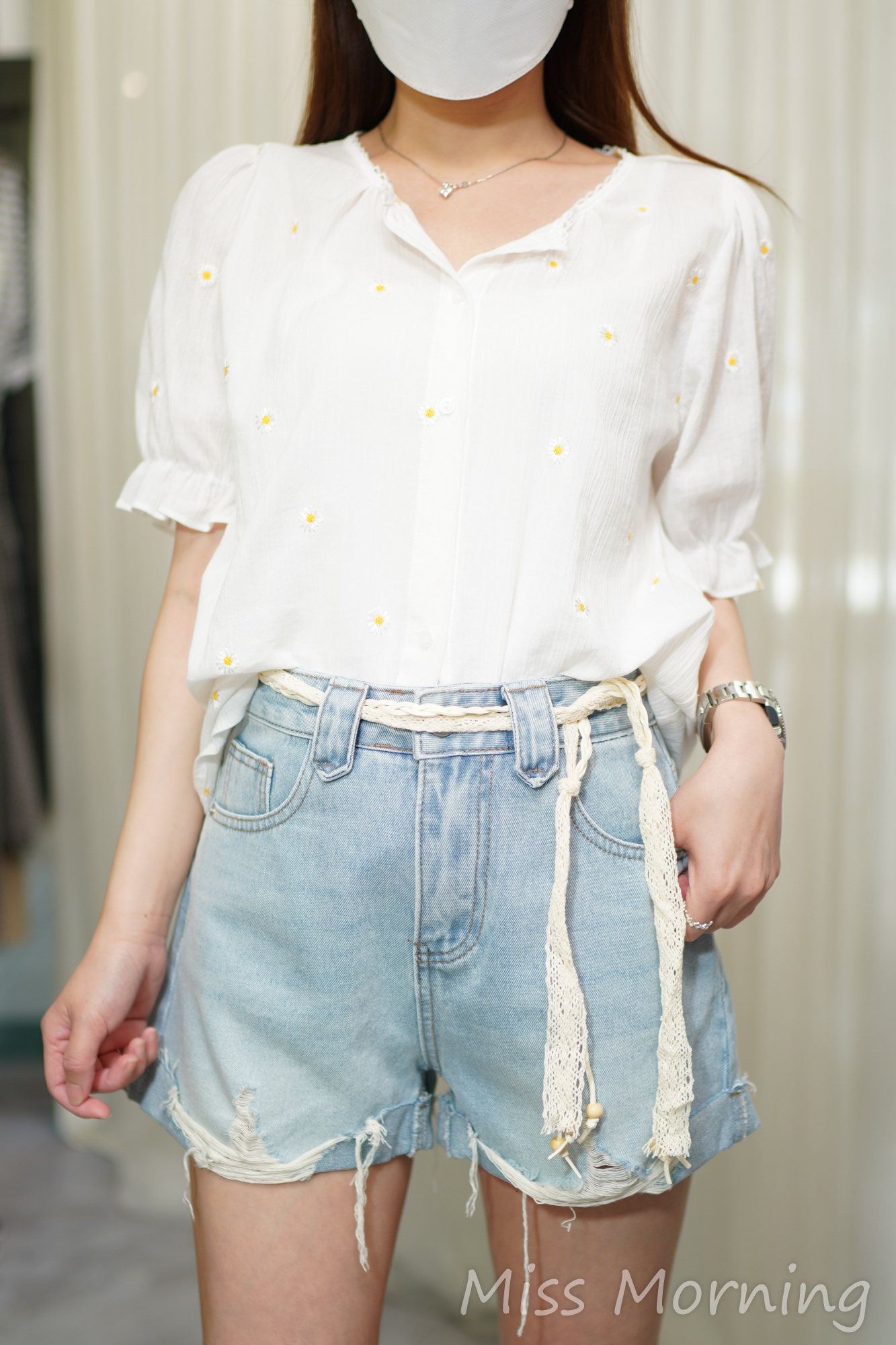 清新刺繡小菊上衣(14594)