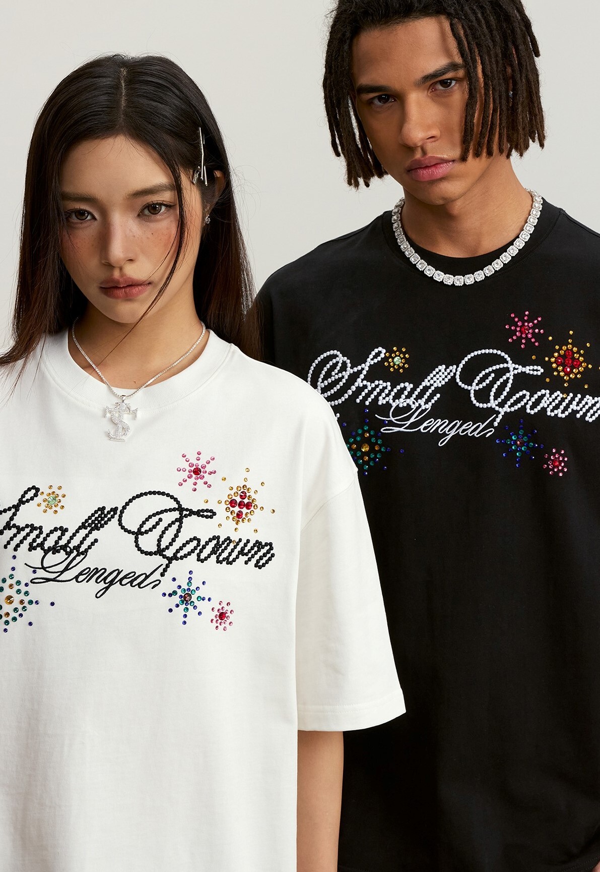 STK SmallTownKid 燙鑽煙花 草寫LOGO 短袖 T