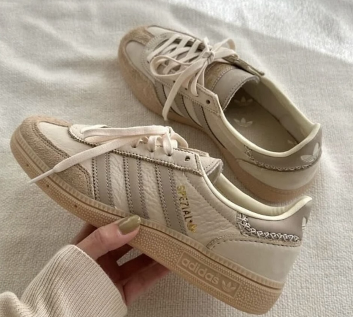 Adidas Originals Handball Spezial 伯爵奶霜 米白色 麂皮 復古 德訓鞋 IE3699/預購