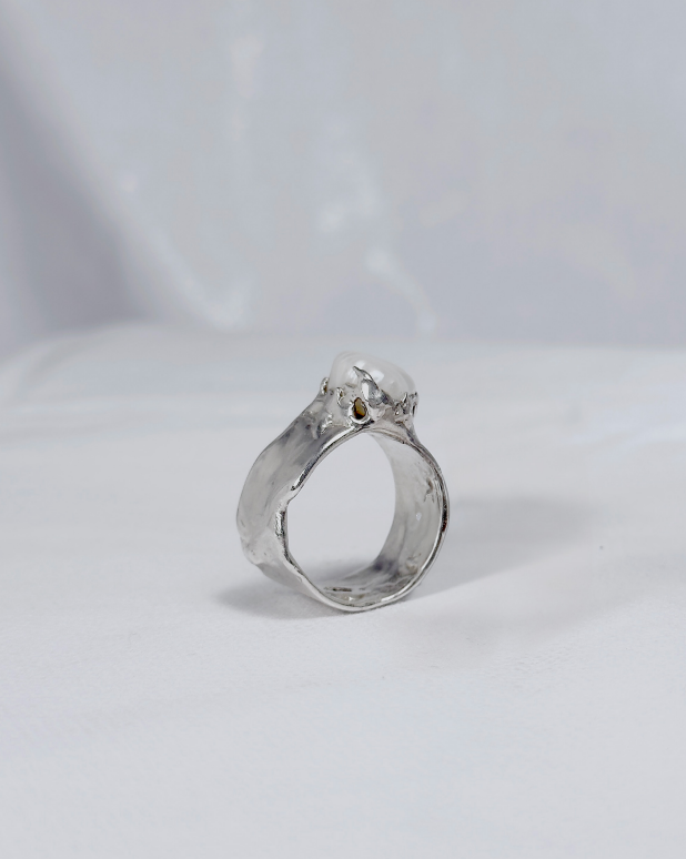 PROJ-ORNMNT 寬版珍珠銀鑲戒