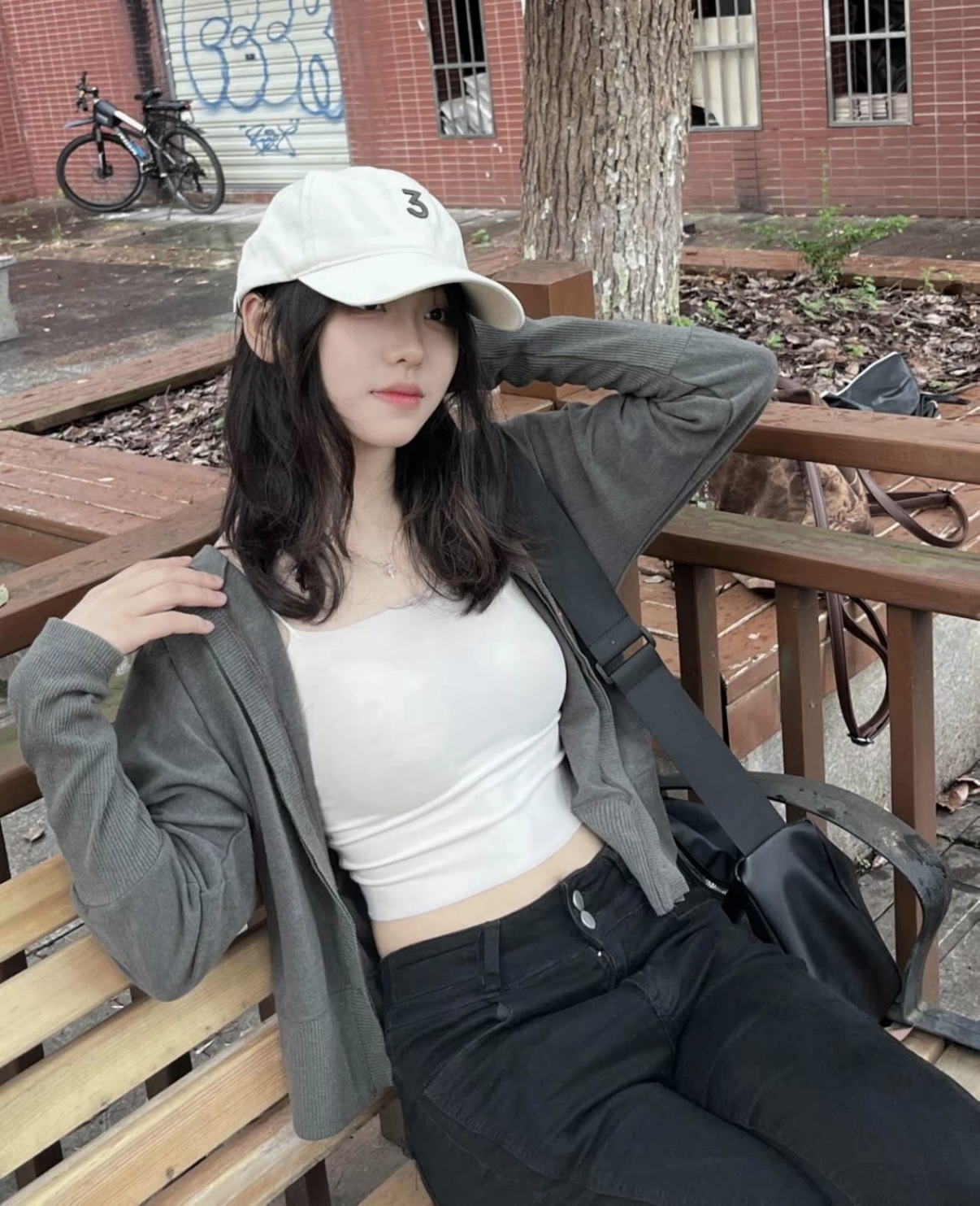 INNERSECT 三生萬物 簡約風數字Logo鴨舌帽 老帽 遮陽帽 簡約 碳灰色 米白色 情侶款 可調節(任買兩頂超商免運)/預購