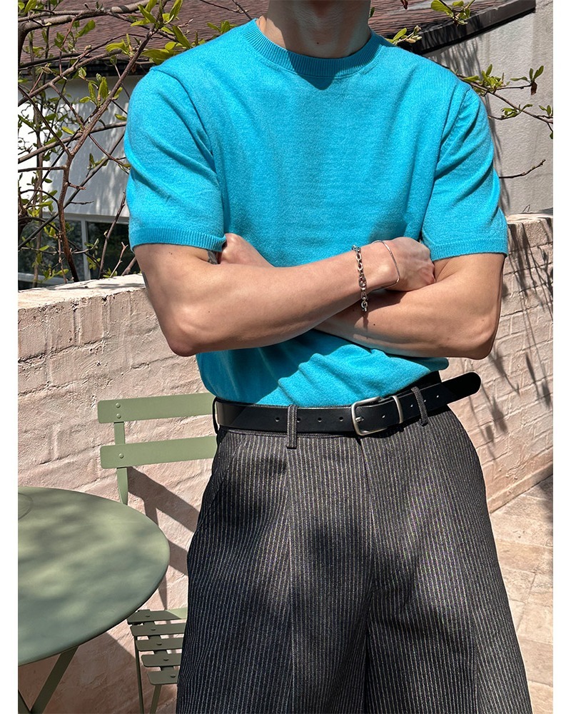 1042505