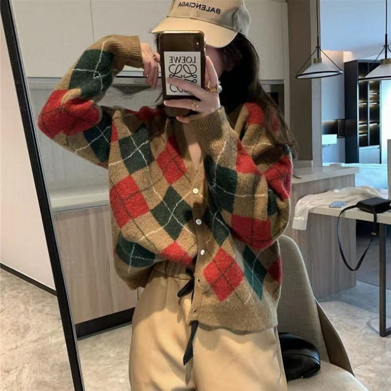 Vintage Argyle Knit V-Neck Cardigan