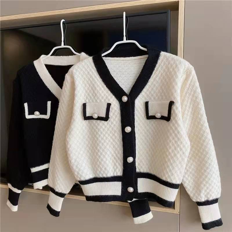Chanel-Inspired Elegant V-Neck Knit Cardigan