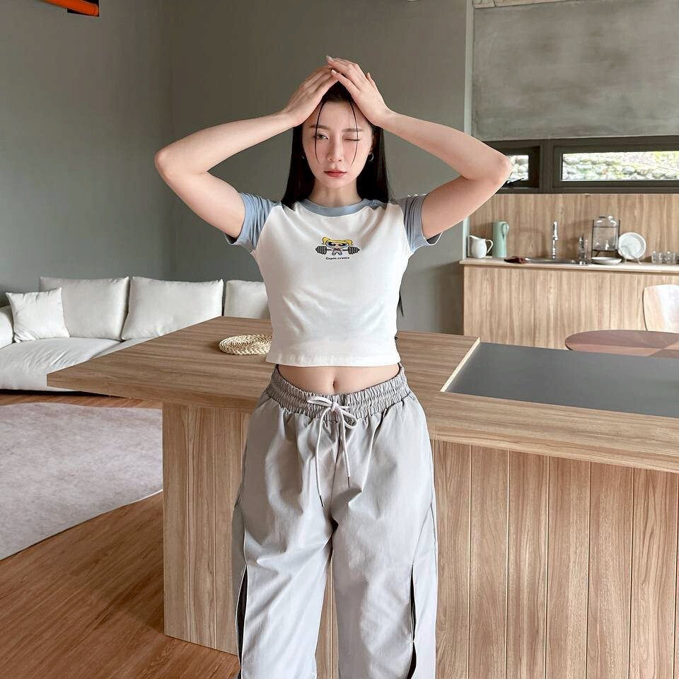 自訂款 飛天小女警舉重短T