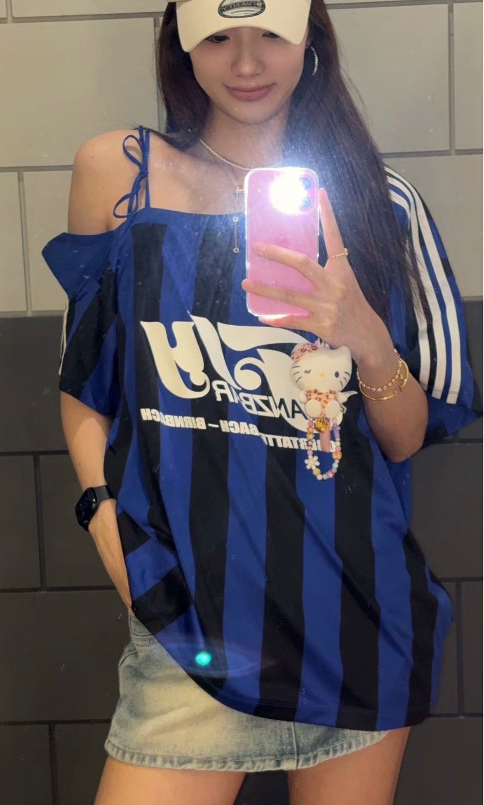 adidas 露肩足球衣（女款／半螢光藍）