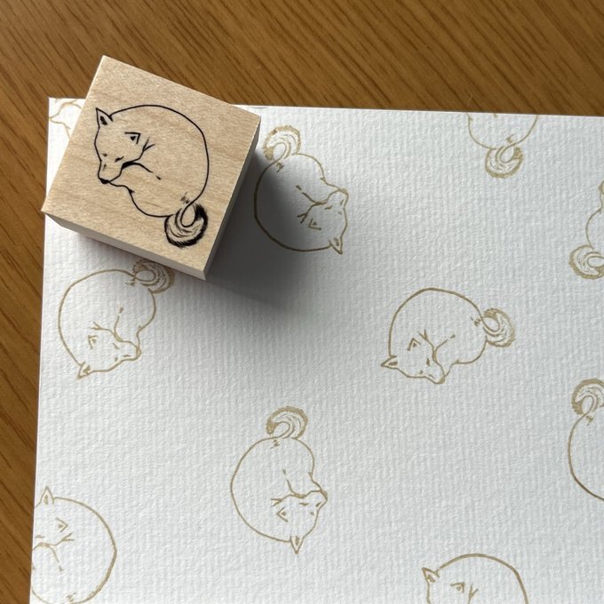 日本YUN．睡覺的柴犬 3x3cm原創櫸木印章