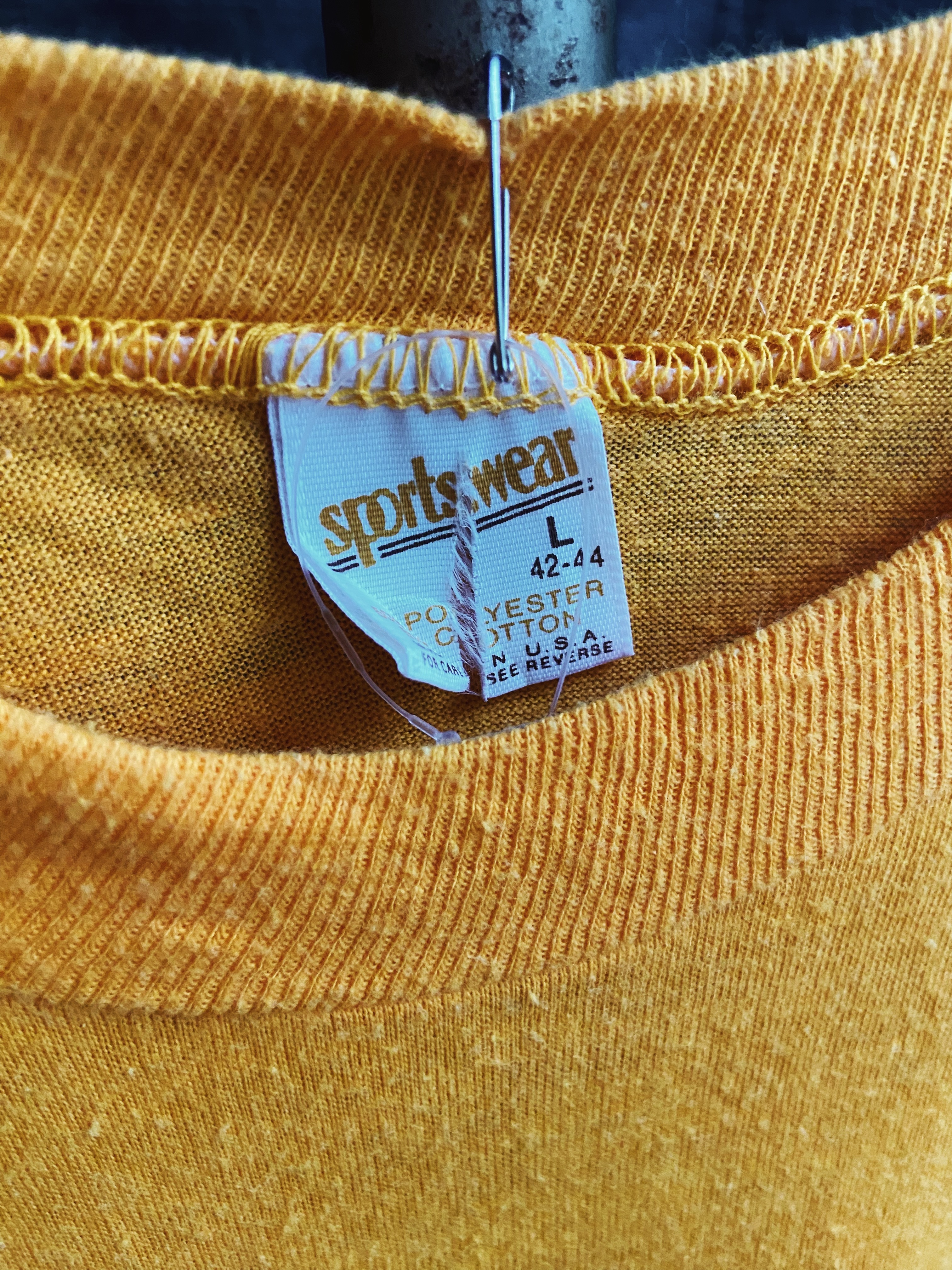 Vintage T-shirt “AUSTIN TEXAS” / 美國 標語紀念 古著短踢 黃