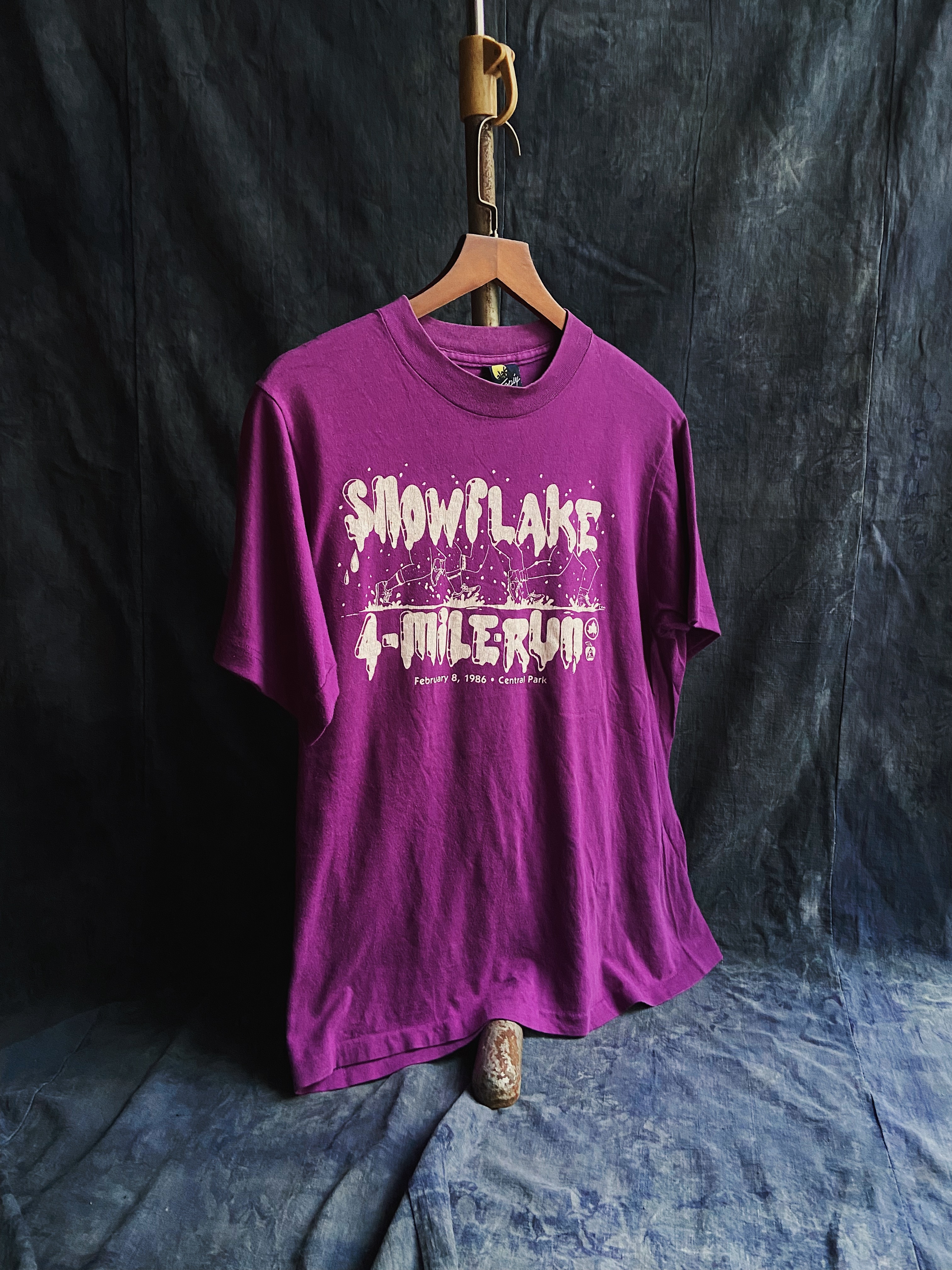 80s Vintage T-shirt “SNOWLAKE” / 美國 跑步競賽紀念 古著短踢 紫