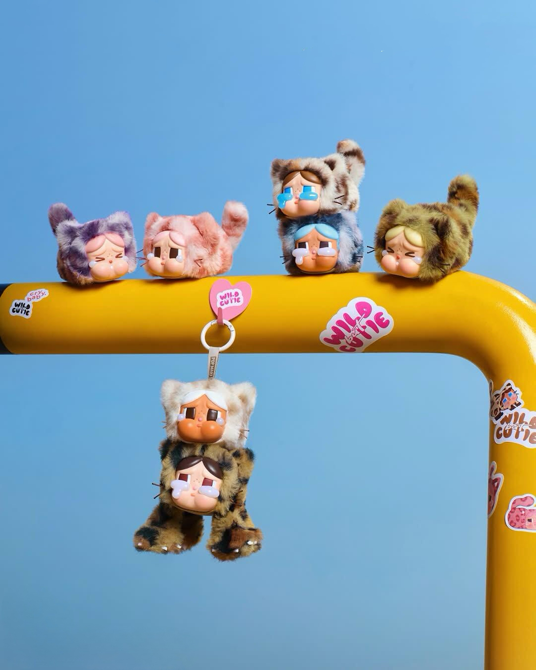 POPMART 泡泡瑪特 CRYBABY 哭娃 豹豹貓貓系列糖膠盲盒6+1款 絨毛吊飾 鑰匙圈/預購