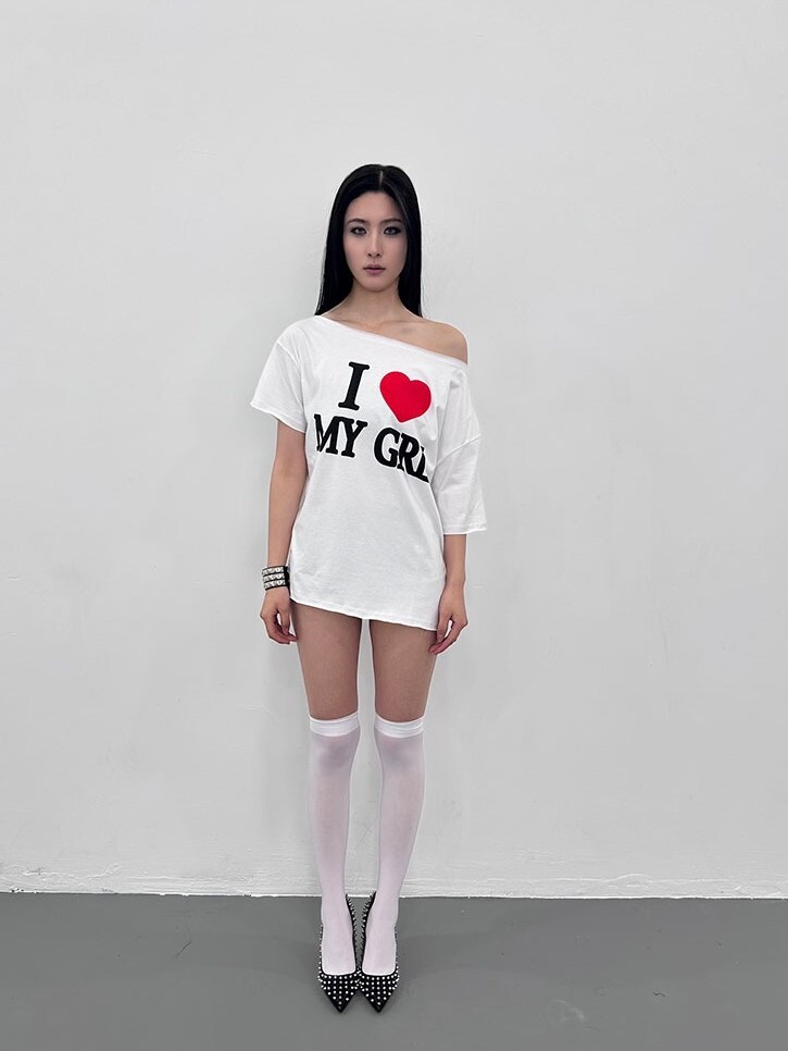 ArtByTastybabe I LOVE MY GIRL 印花 斜肩短袖 T