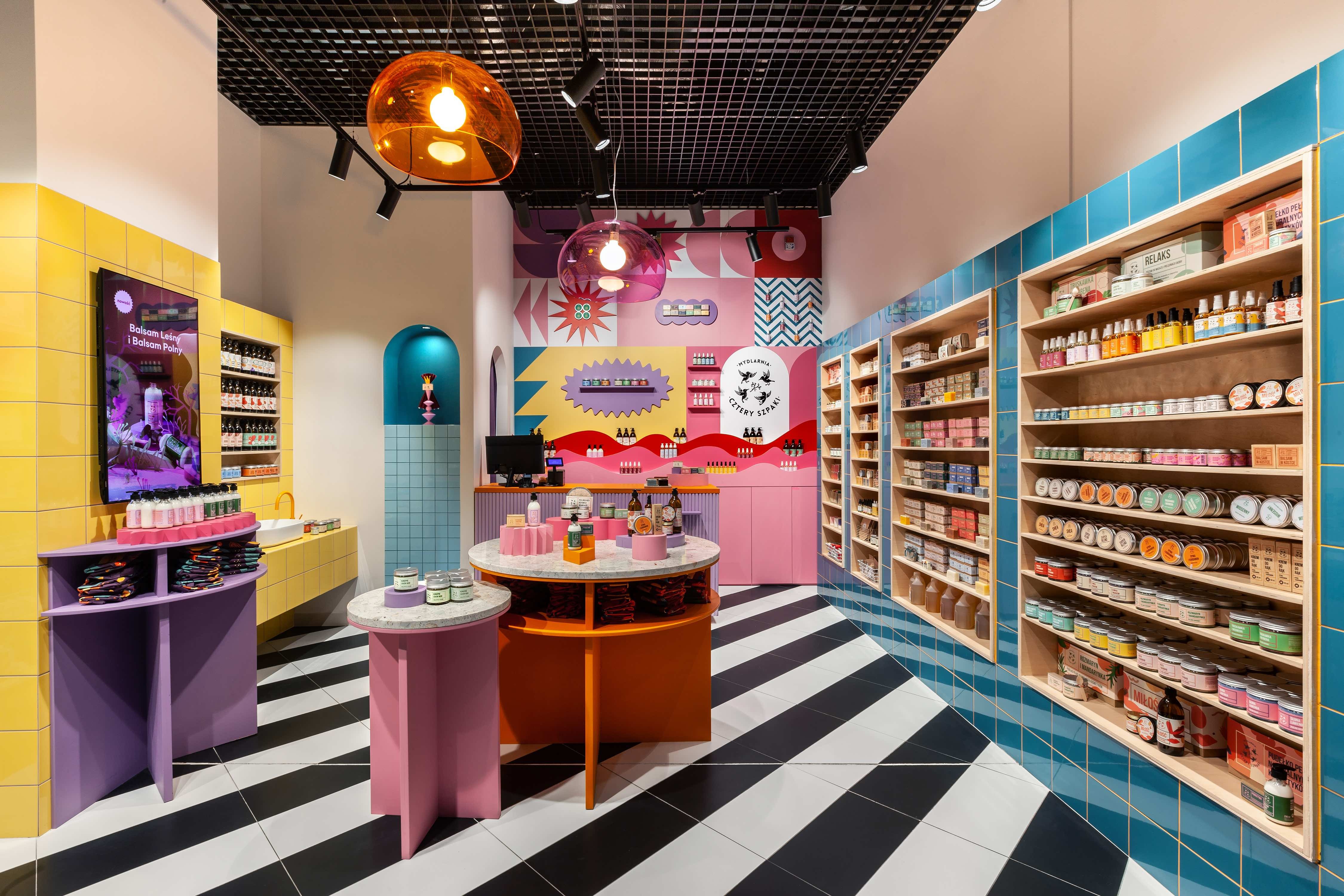 4Starlings 品牌形象店面