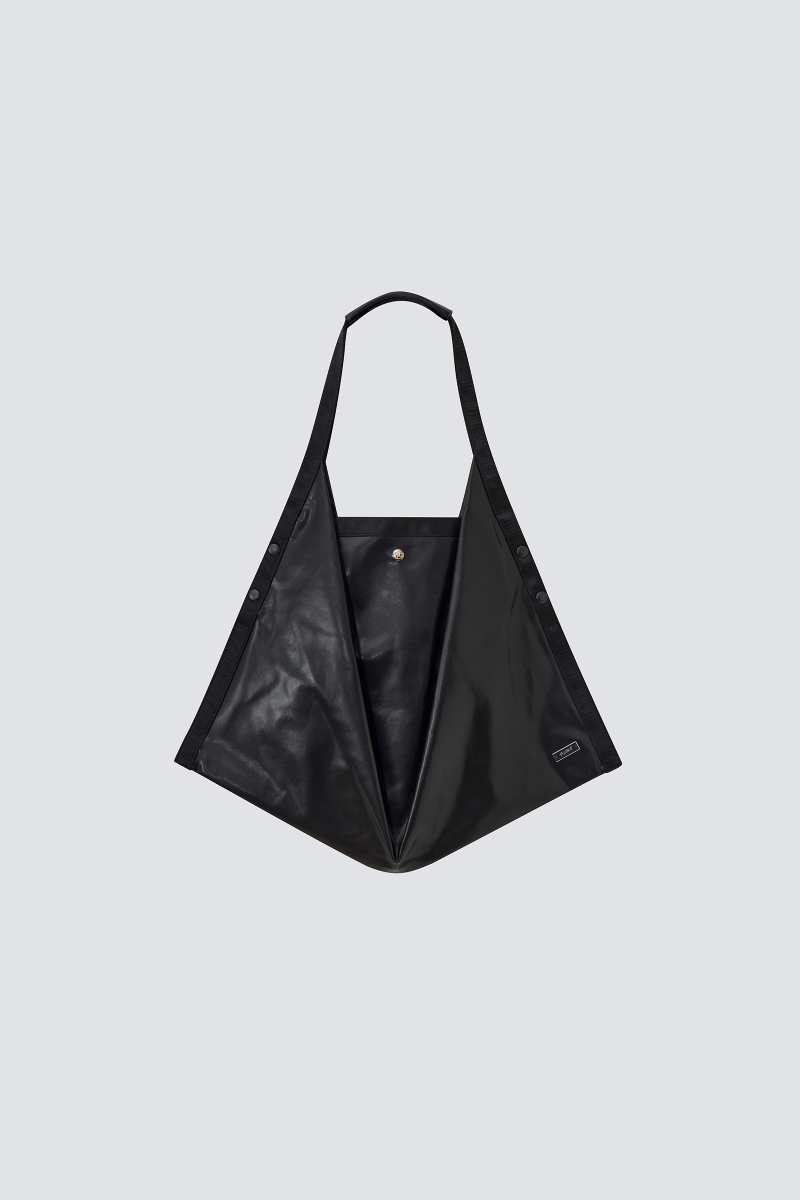 Leather handle Nylon Shoulder Bag｜Black｜Hong Kong Original Design