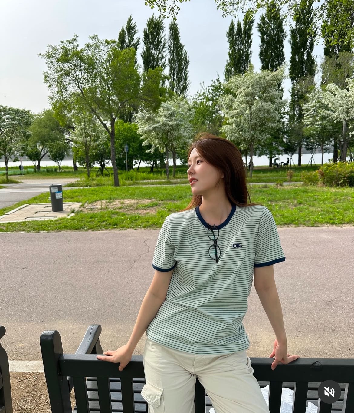 【OWN】OIOI COLLECTION 女生 短袖上衣 刺繡 條紋 OIC 夏季新品 薄荷綠