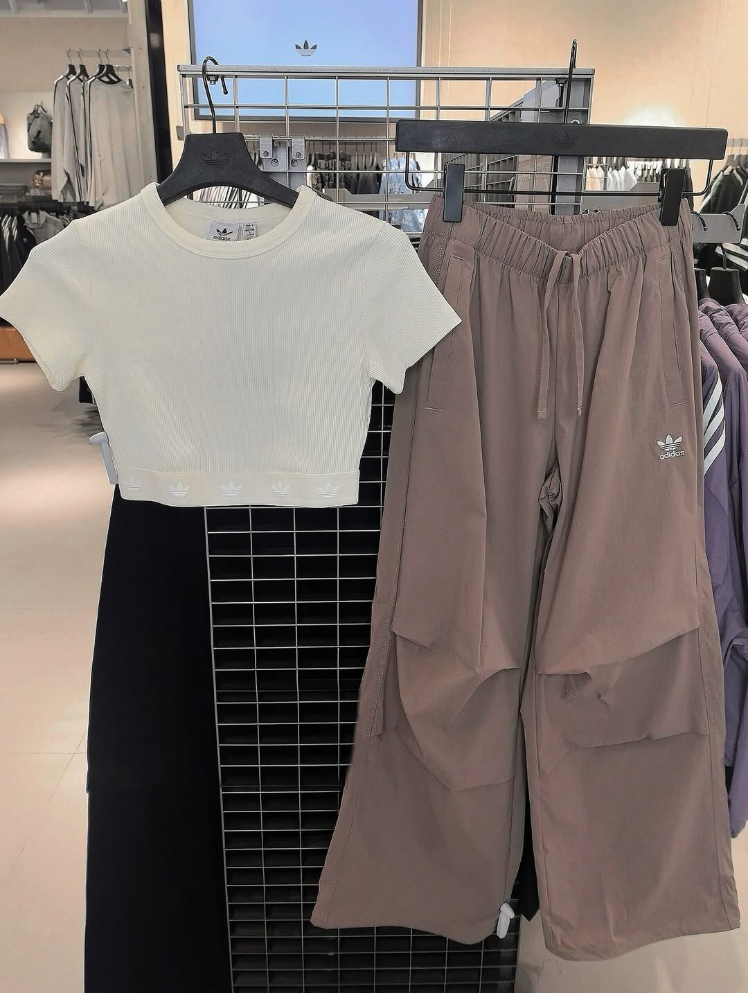 Adidas Essentials 工作褲 傘兵褲 運動 寬鬆 長褲 女生 黑色 卡其色 JD0785 JD0783