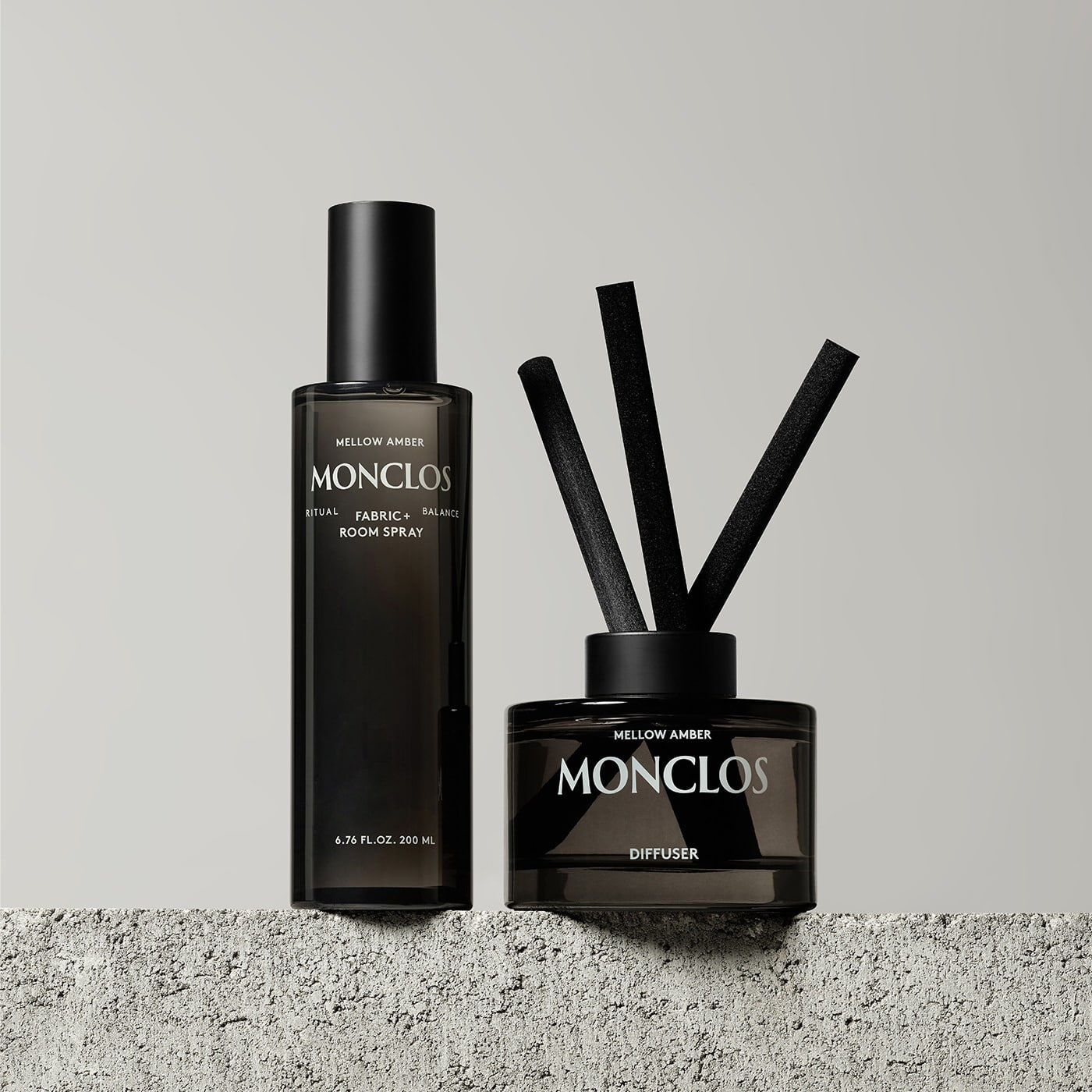 MONCLOS Room Spray 200ml + Diffuser 150ml Set - MELLOW AMBER