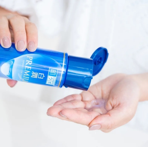 肌研 白潤高效集中淡斑乳液