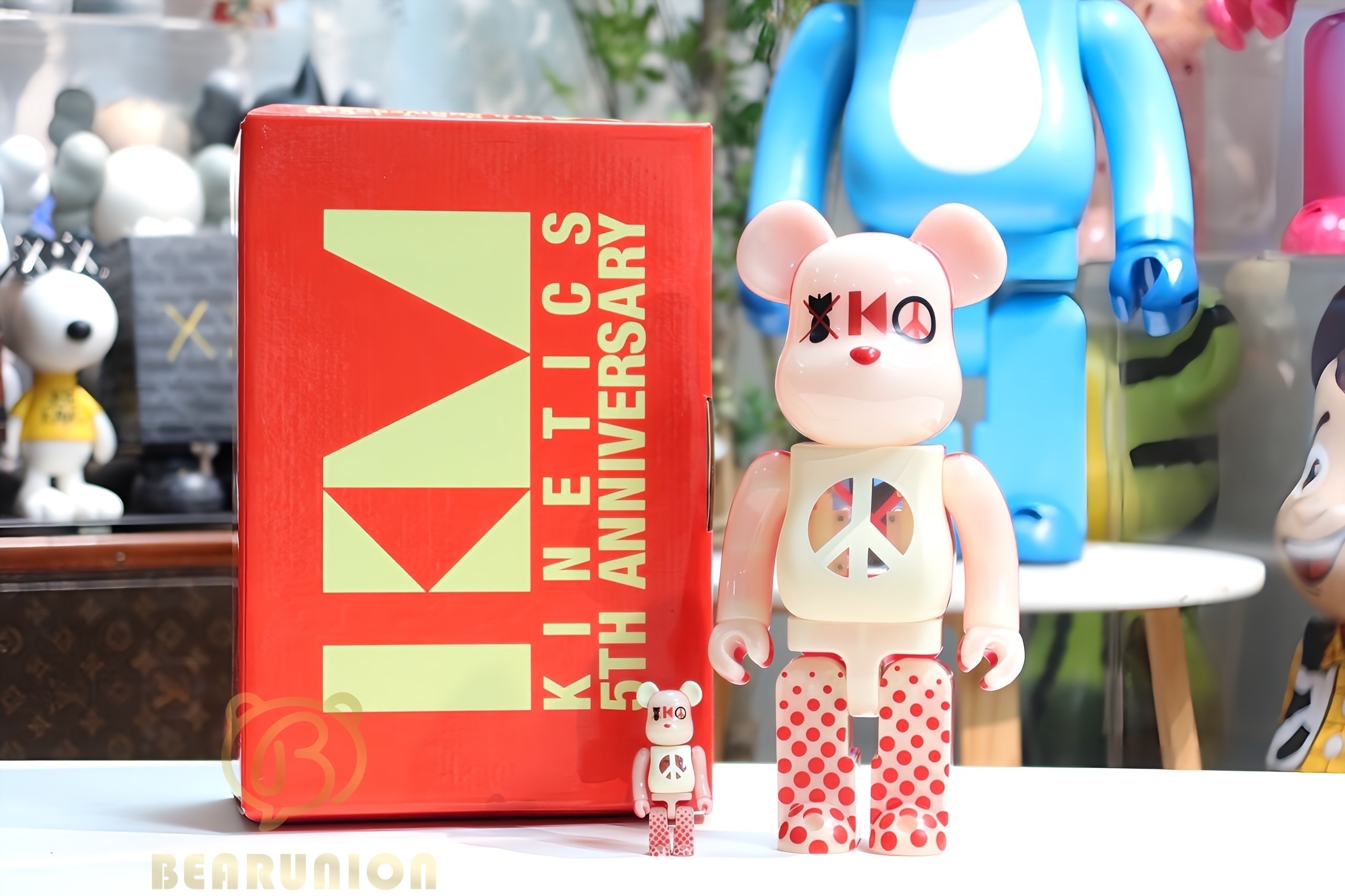 🥇現貨🥇Bearbrick 400% 100% Kinetics Glow In The Dark