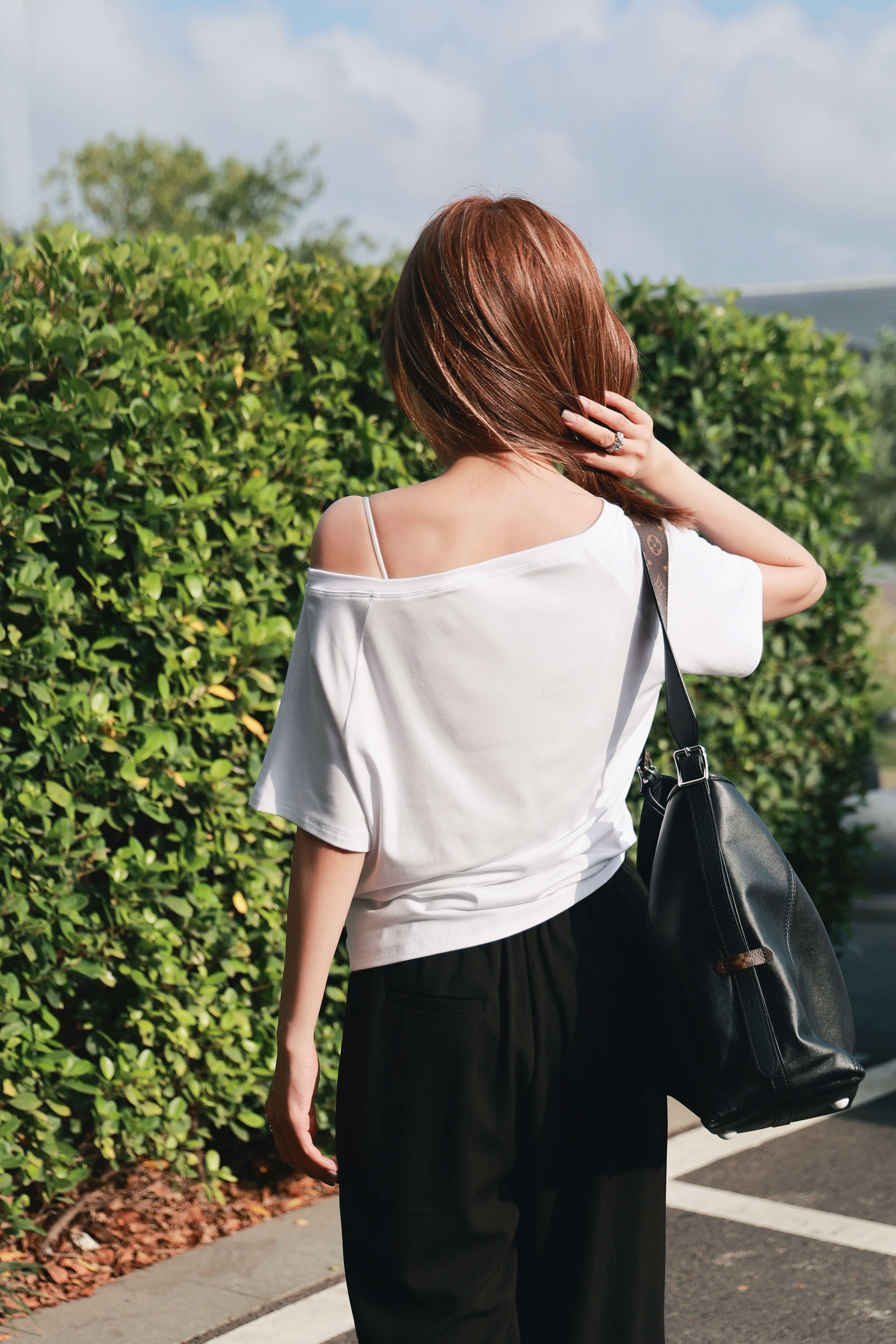 Boat Neck Shoulder Viscose-Blend Short Sleeve Top_TP255L07