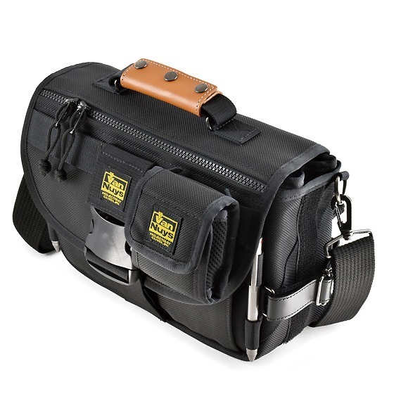 VanNuys Multi Functional Shoulder Bag