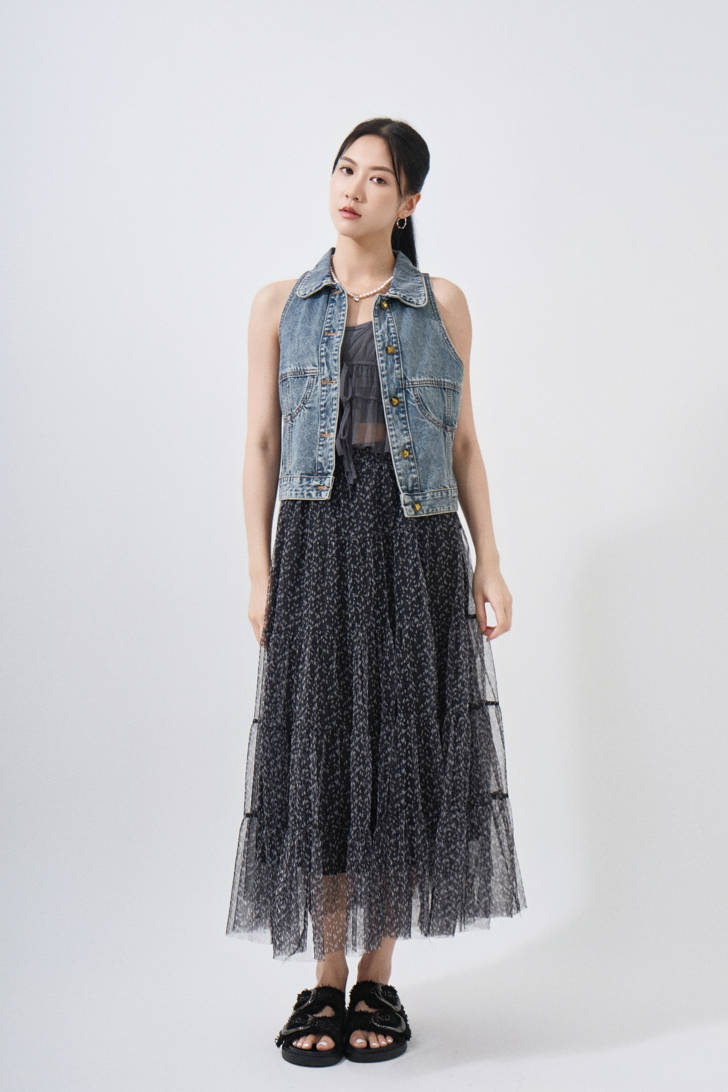 SS25_0207（背心＋上衣＋吊帶＋半截裙）