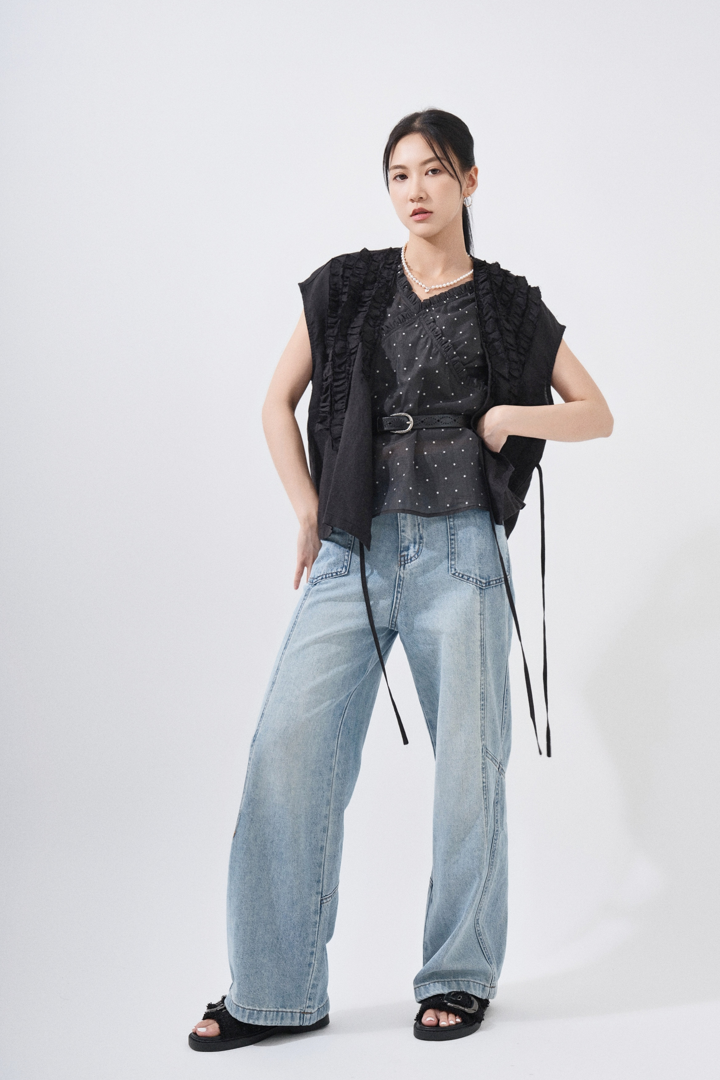 SS25_0212（外套＋上衣＋牛仔褲）