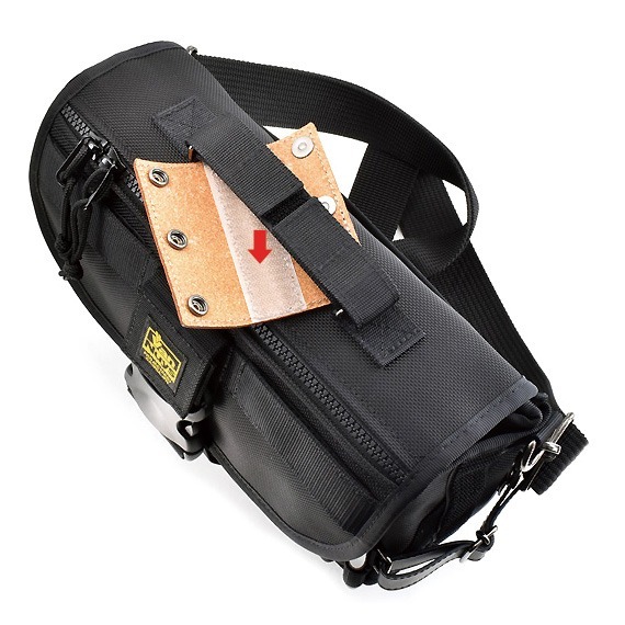 VanNuys Multi Functional Shoulder Bag