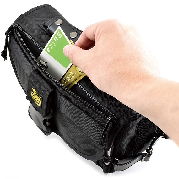 VanNuys Multi Functional Shoulder Bag