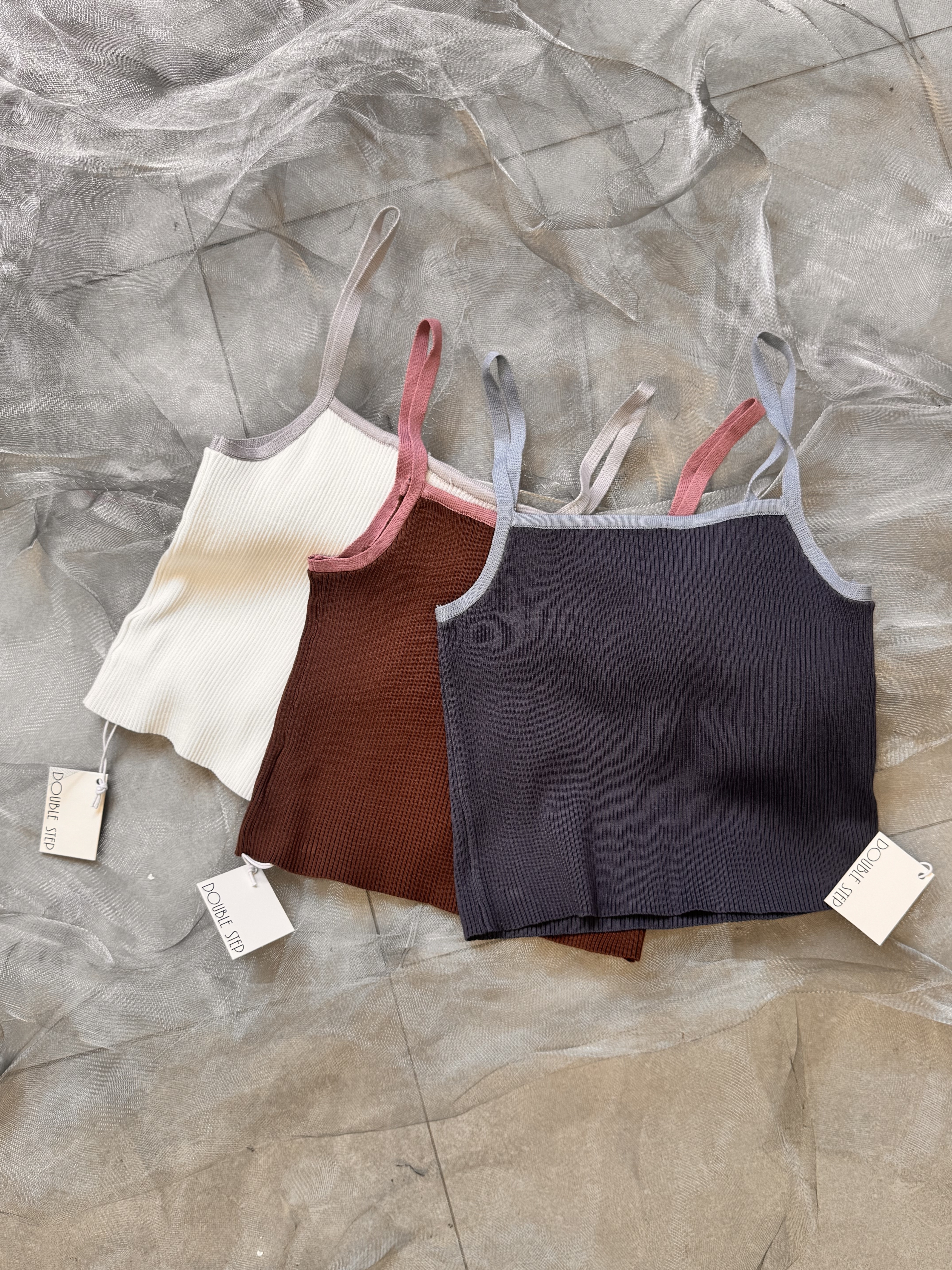 雙色針織小背心 - TT52615