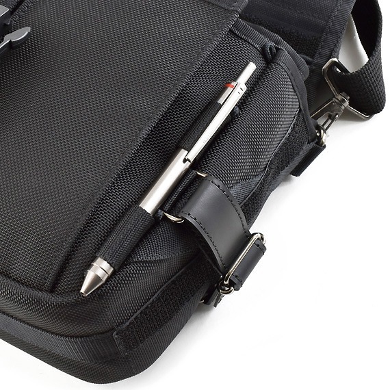 VanNuys Multi Functional Shoulder Bag