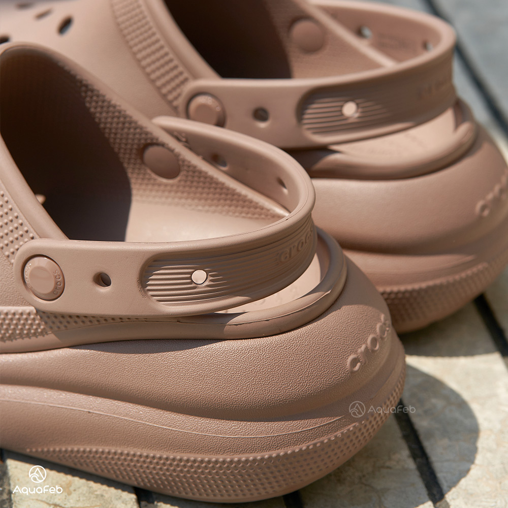 Crocs Crush Clog 男鞋 女鞋 拿鐵色 泡芙克駱格 厚底 休閒 中性 卡駱馳 涼拖鞋 2075212Q9