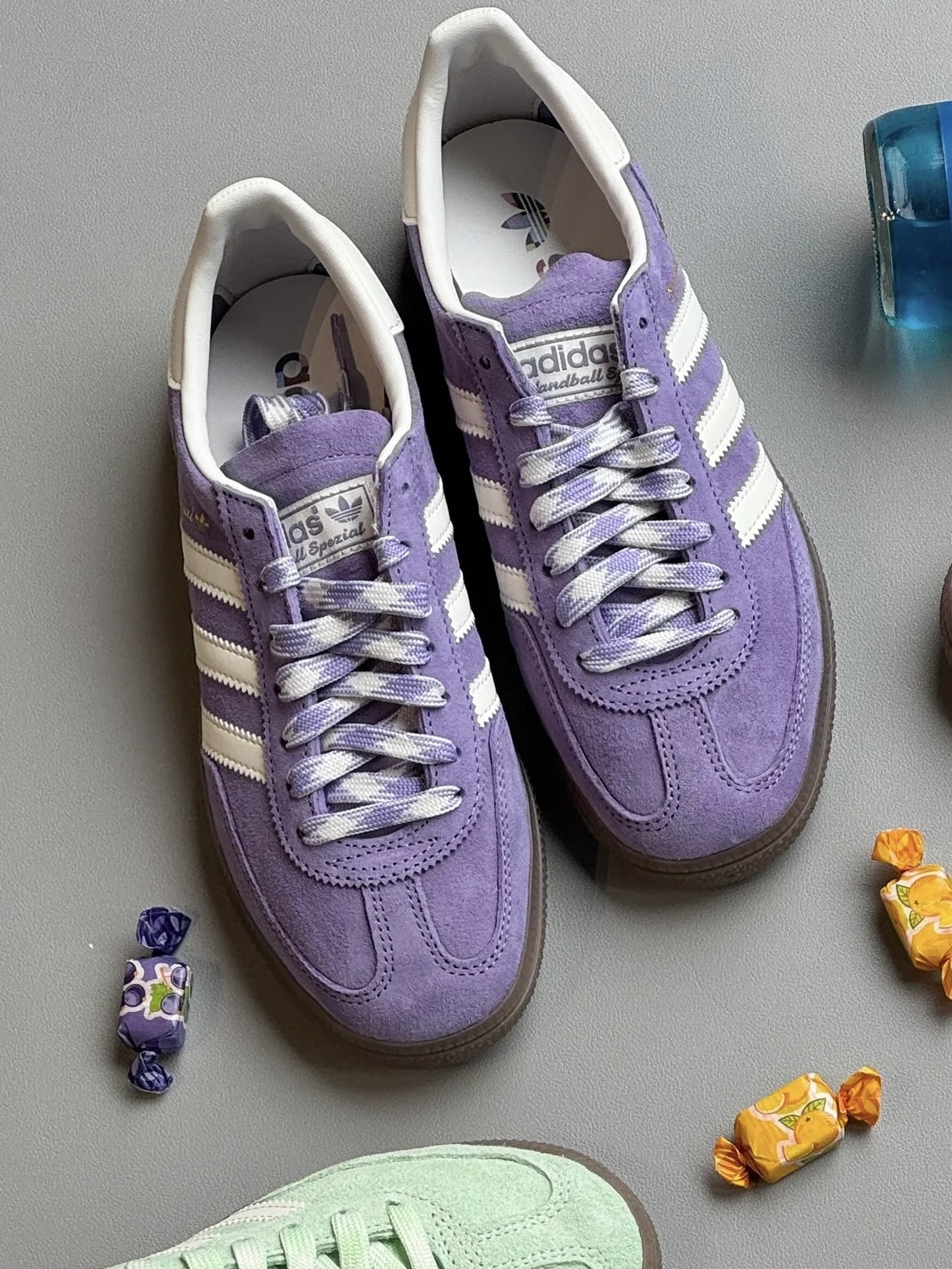 ADIDAS HANDBALL SPEZIAL 調色盤系列 葡萄紫 奶油白 編織鞋帶 男女鞋 KI5935 / 預購