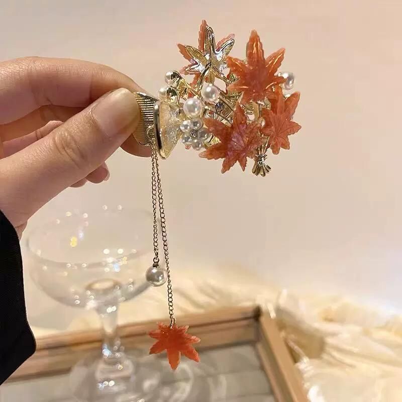 Pearl Maple Leaf High Ponytail Hair Claw