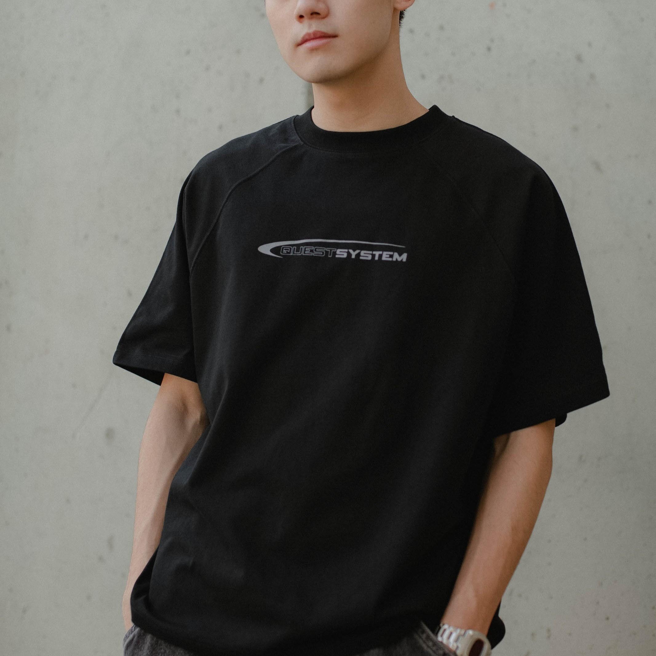 NICEDAY 現貨 QUEST 3M SYSTEM TEE 反光LOGO TEE 短T 短袖 黑白 夏裝 10587299