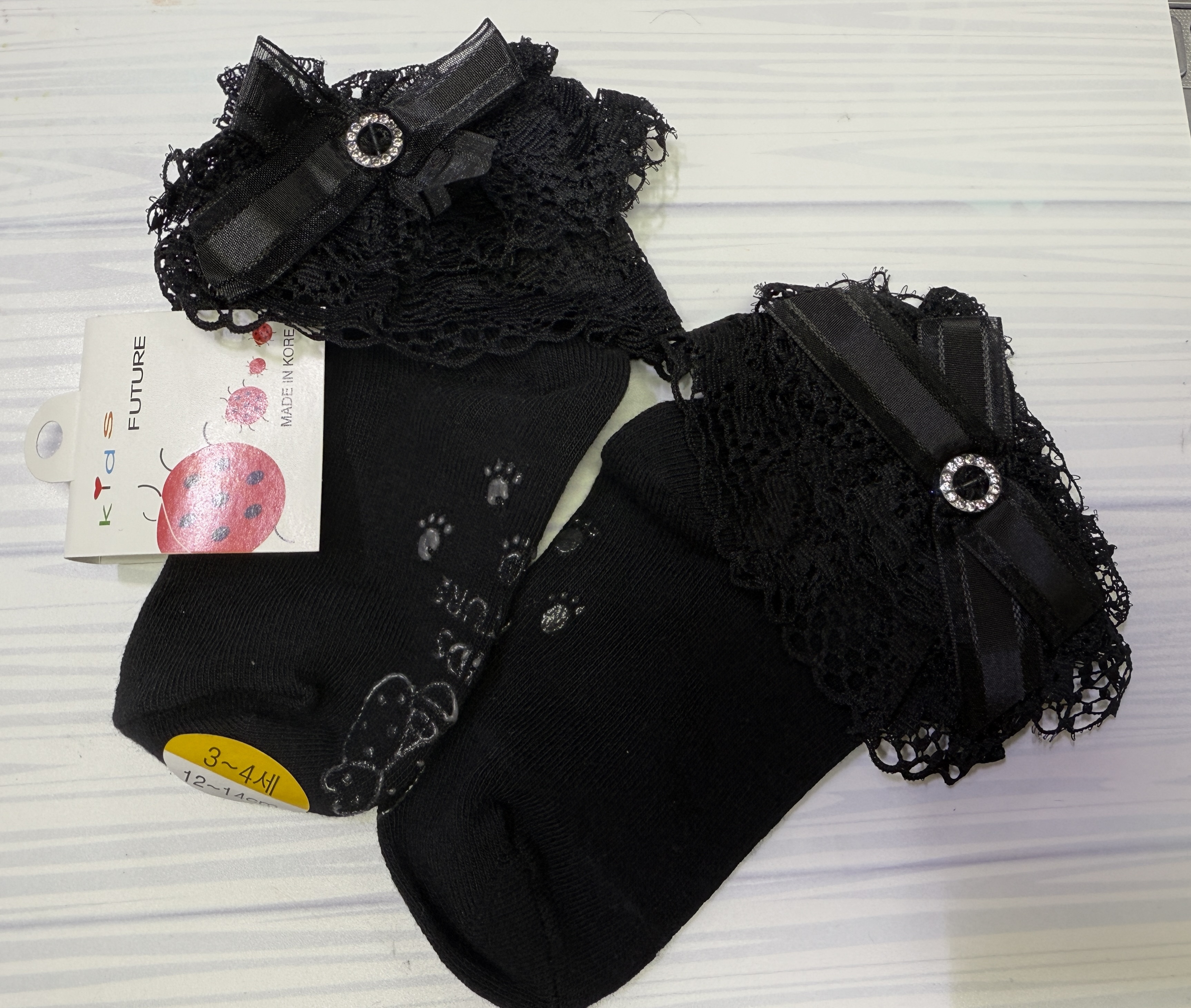 **特價**韓國製 Lace 閃石 黑色花邊襪