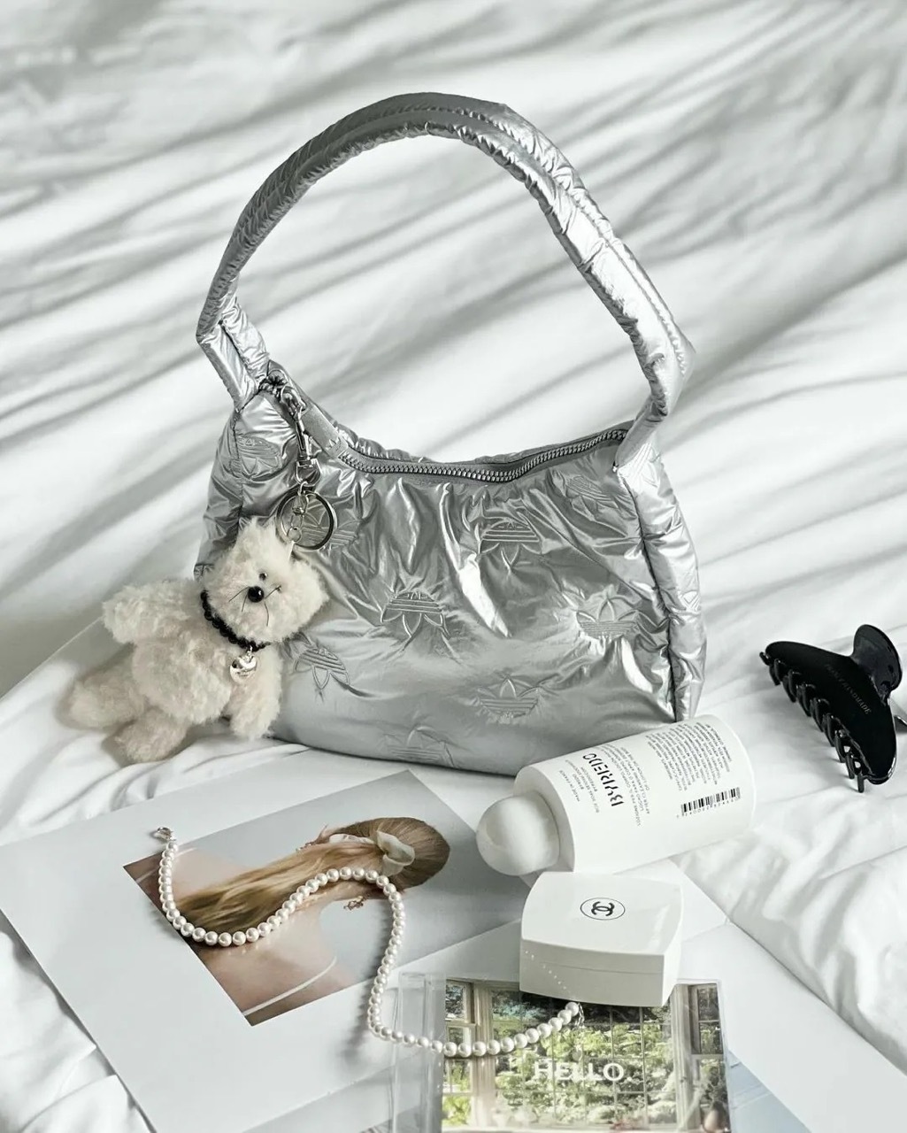 ADIDAS ORIGINAL 三葉草 銀色 液態銀 腋下包 單肩包 手提包 太空銀 印花 II3393 / 現+預