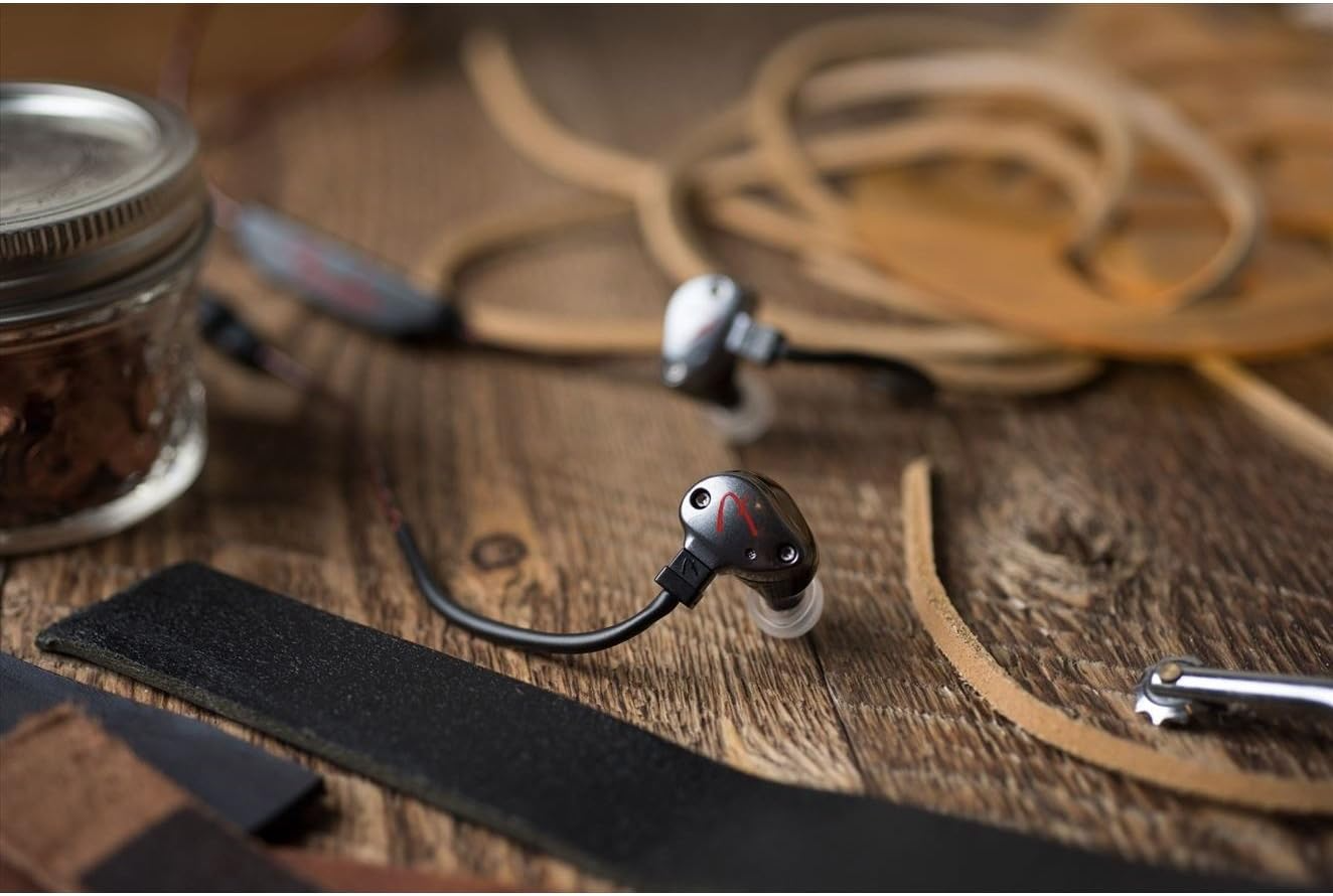 Fender PureSonic Premium 耳機 正面圖