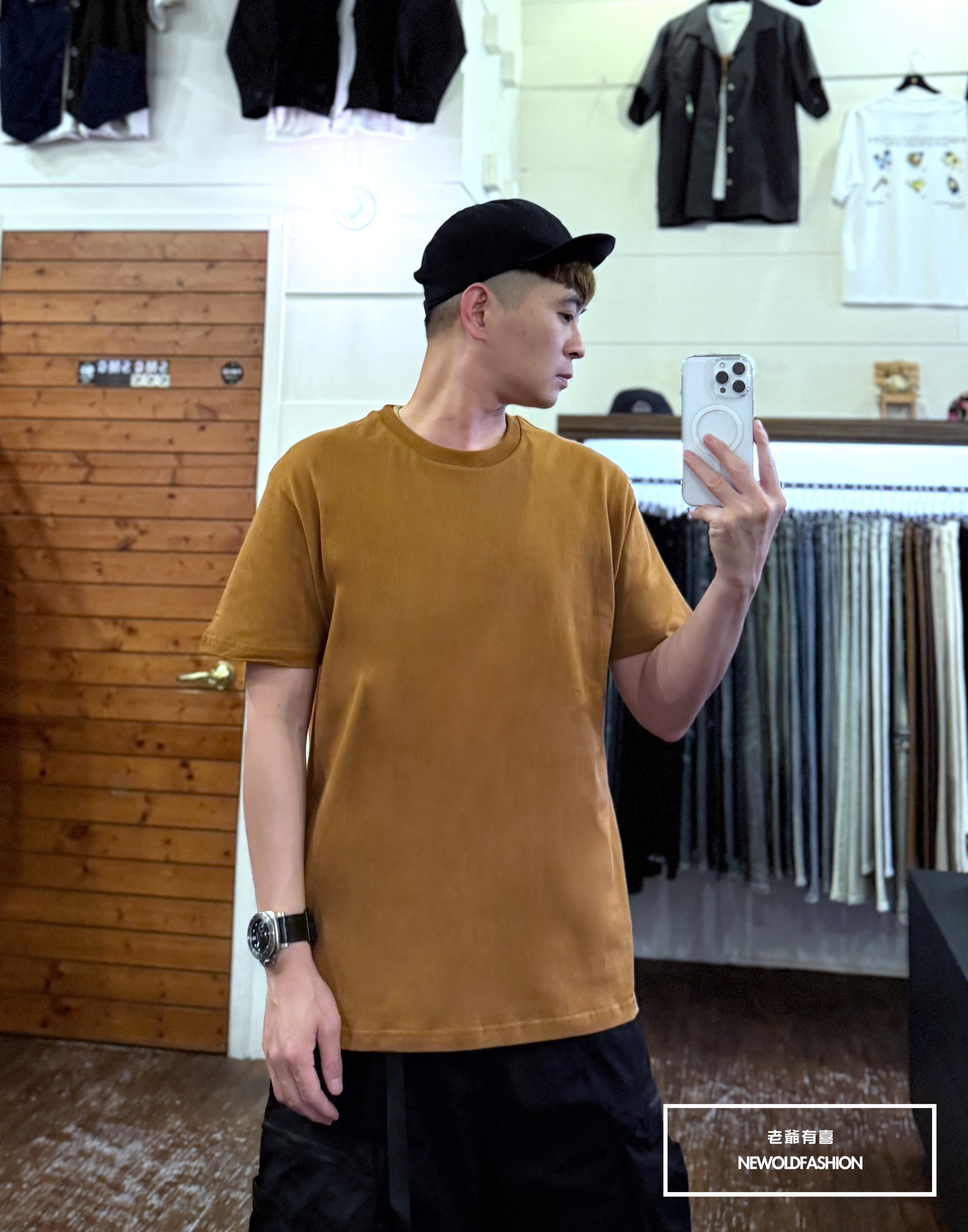 『熱銷到貨』重磅UPF50+超高防護係數素色短Ｔ恤-咖啡