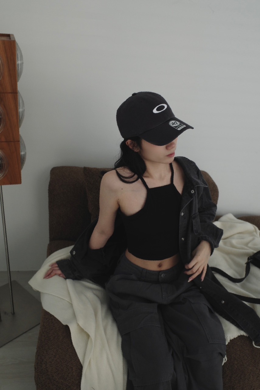 <女裝現貨💗> M01 削肩可調式肩帶胸墊背心 四色