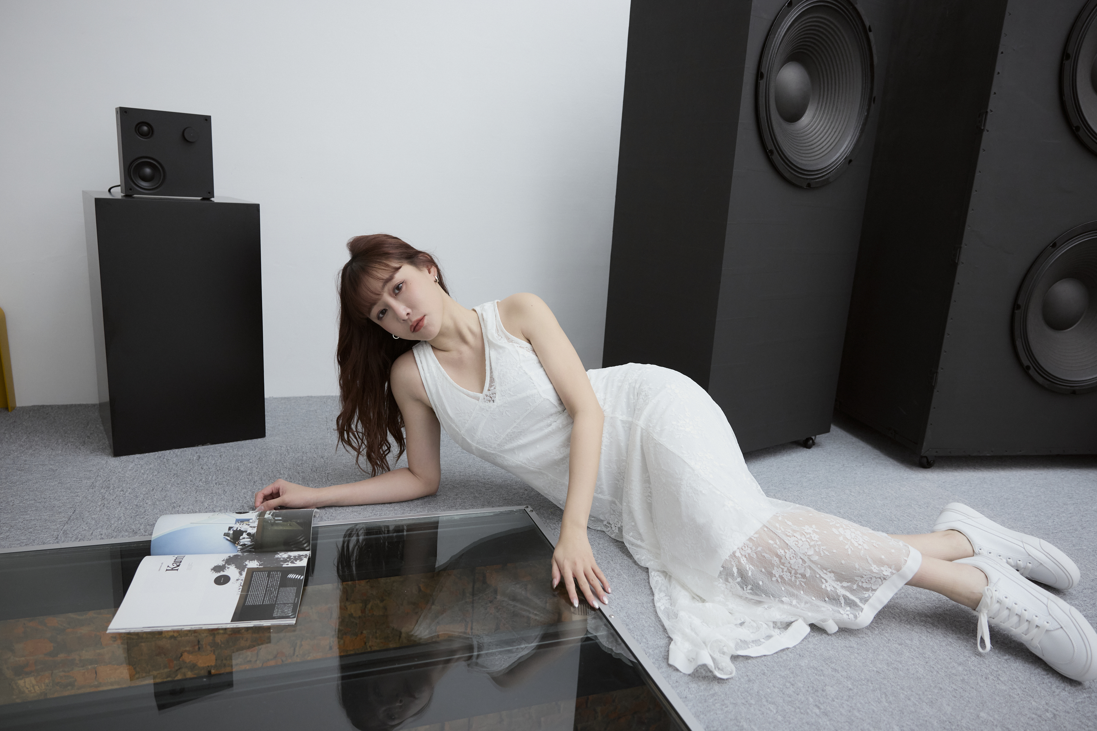 雪花白霧蕾絲洋裝