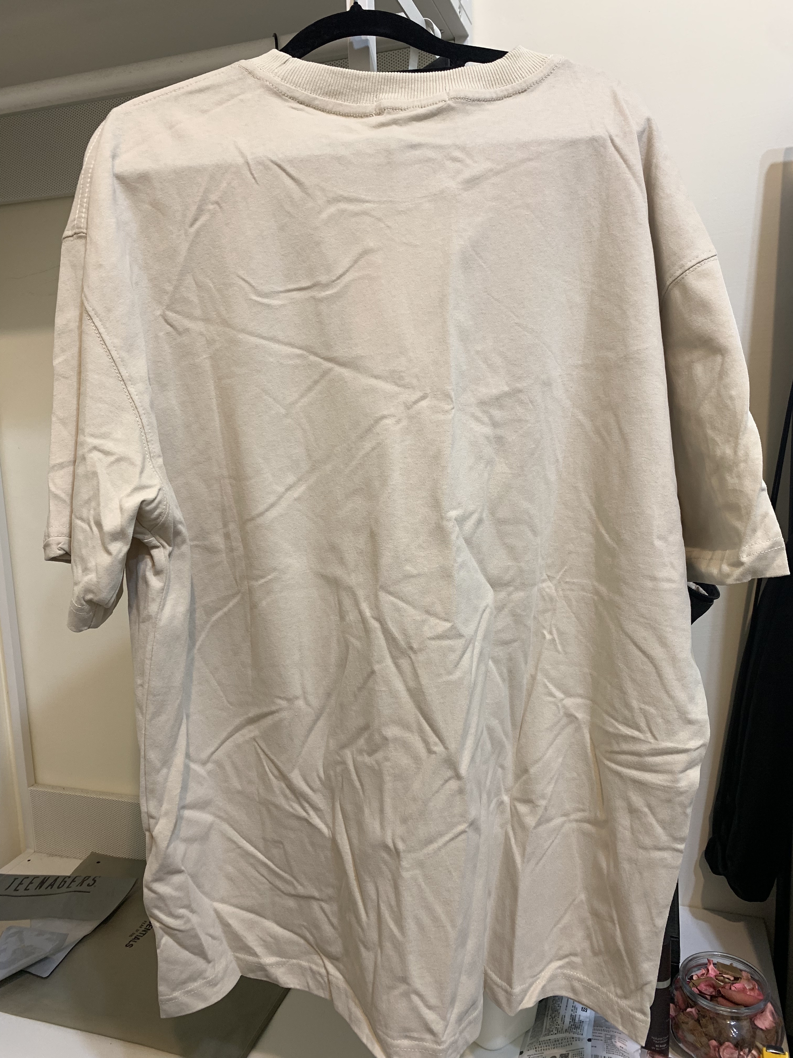 虛幻 字體 短袖