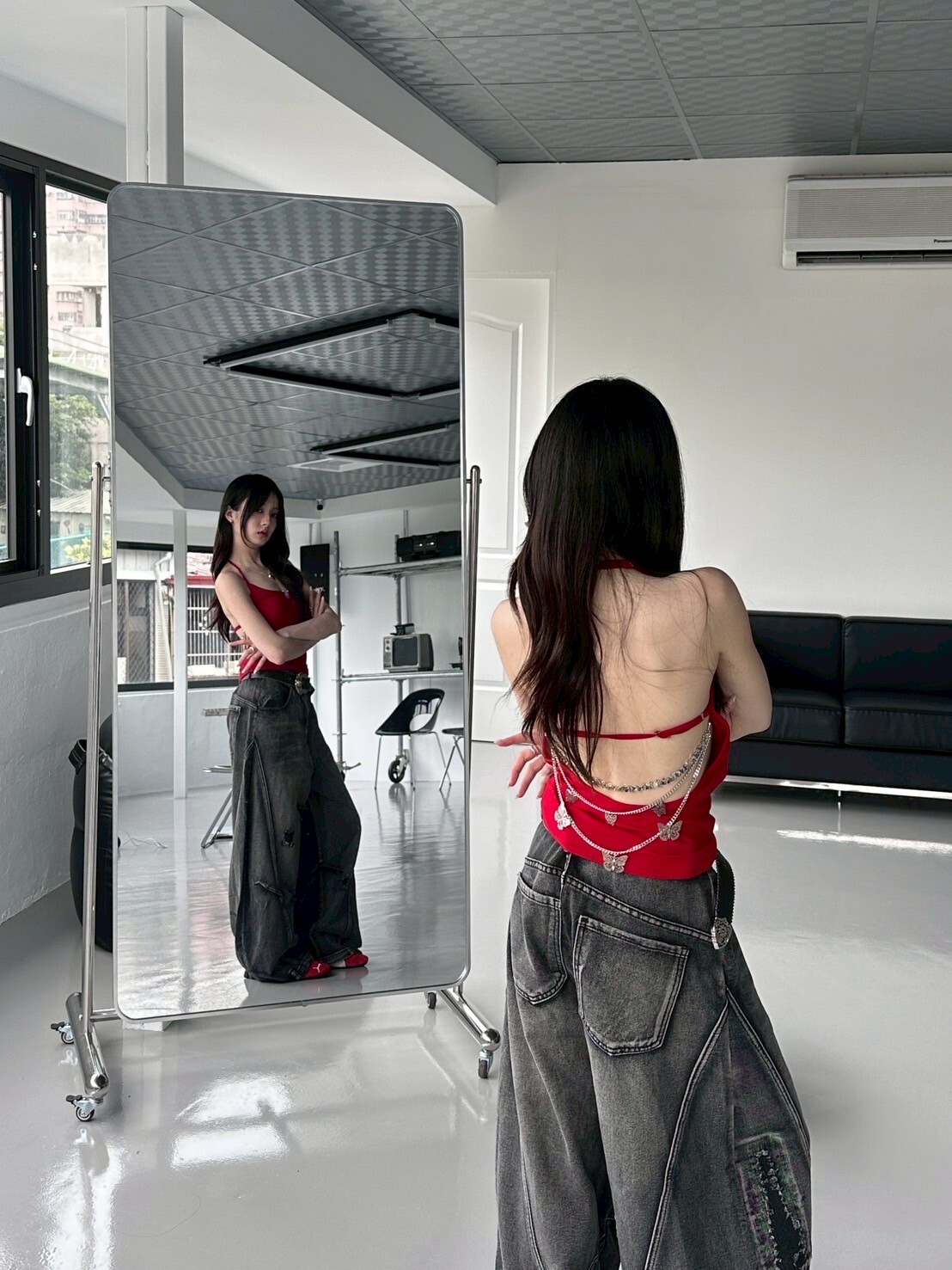 海島辣妹🦋蝴蝶結鏈條掛脖吊帶背心（附胸墊）2colors