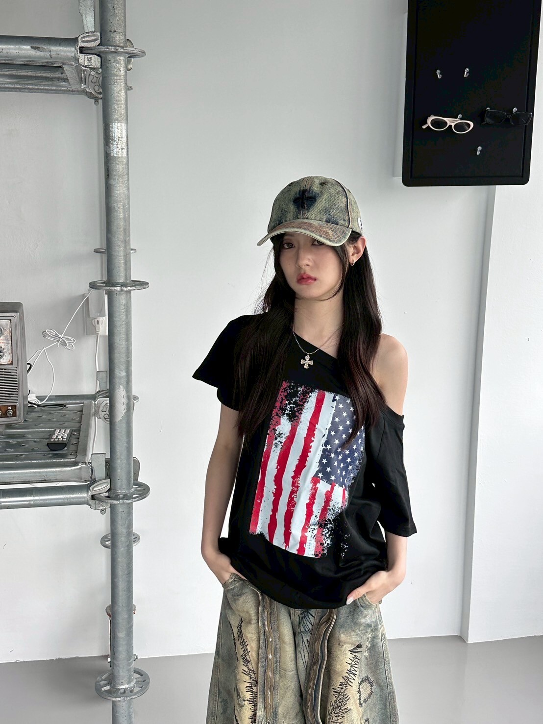 美式vibe 🇺🇸印花斜肩短袖2colors